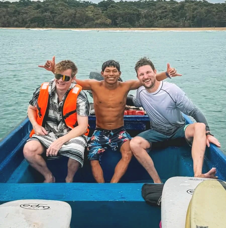 lead surf instructor having a great time with students at the experience surf camp in bocas del toro panama