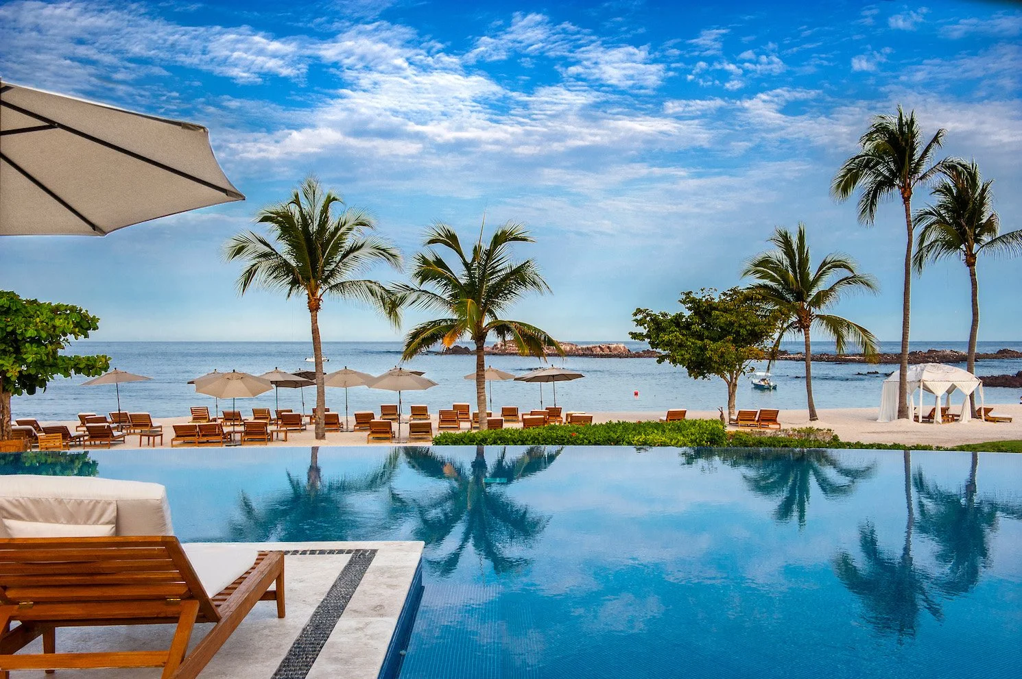1304_St_Regis_Punta_Mita_Pool_Beach__0206.jpg