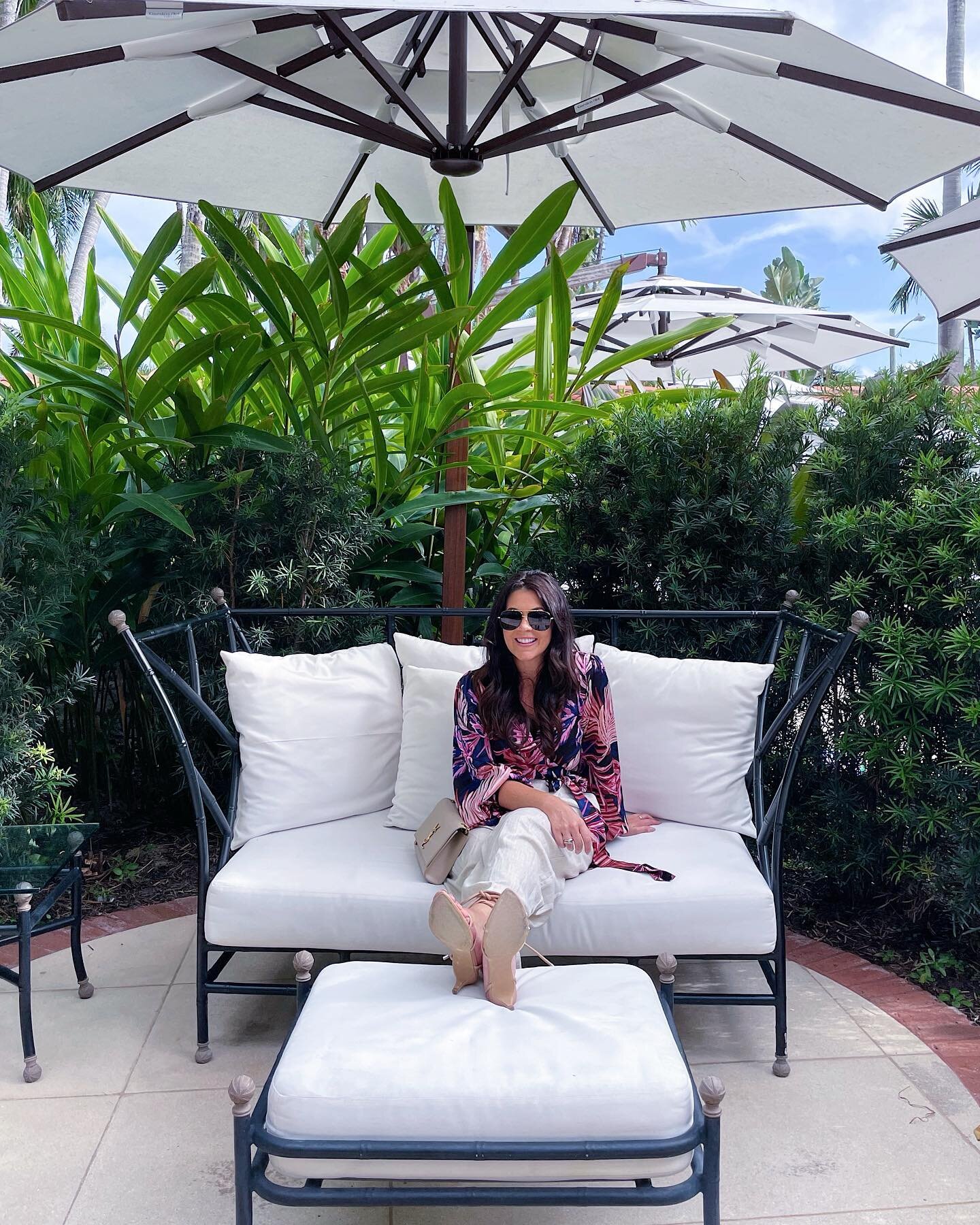 It wouldn&rsquo;t be a trip to Palm Beach without a stay at @thebraziliancourt, a historic South Florida landmark 🌱 🌿🍃

This intimate resort is an oasis hidden among the homes and families on Palm Beach island. It is the definition of redefined lu