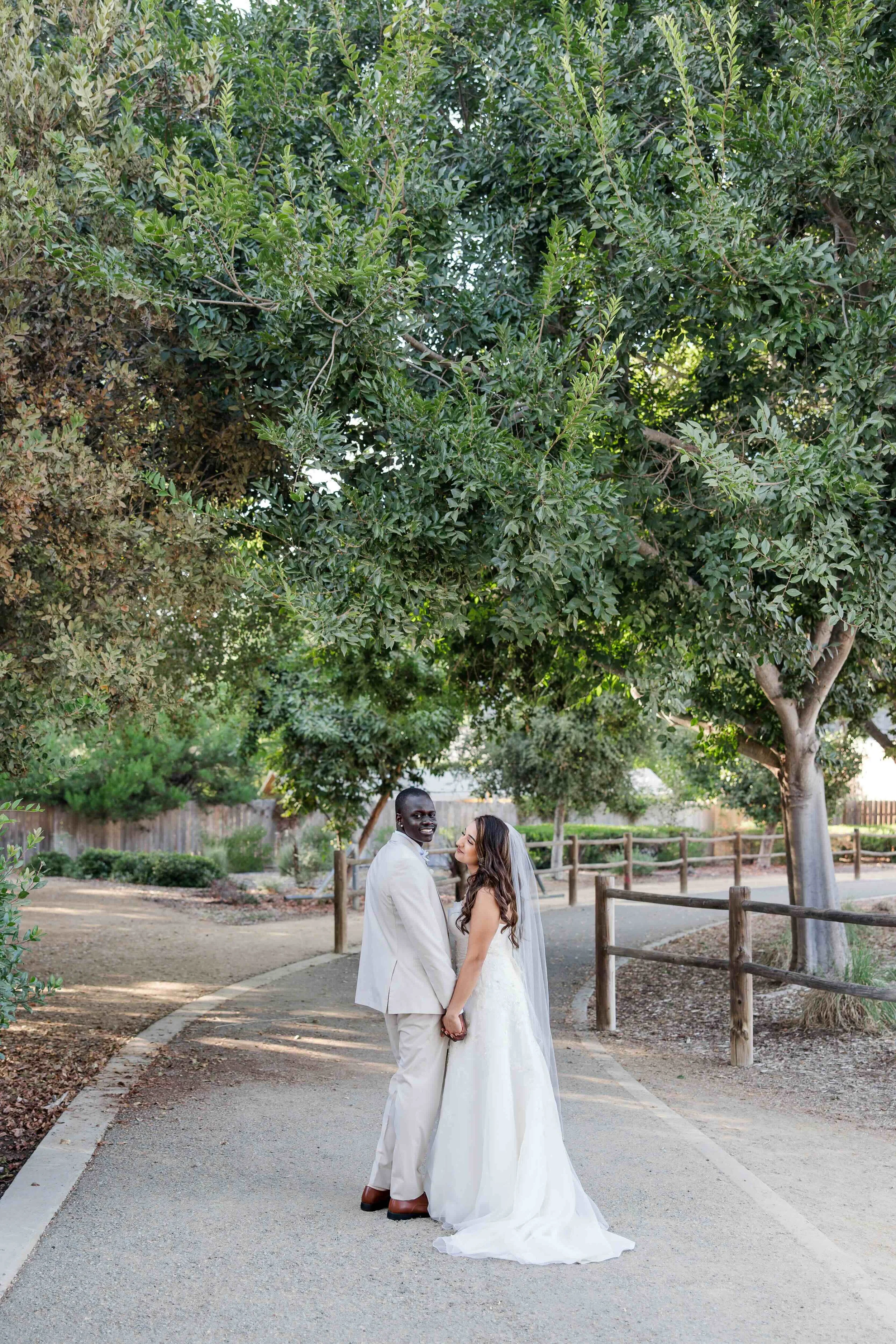 bride-groom-portraits-williams-barn.jpeg