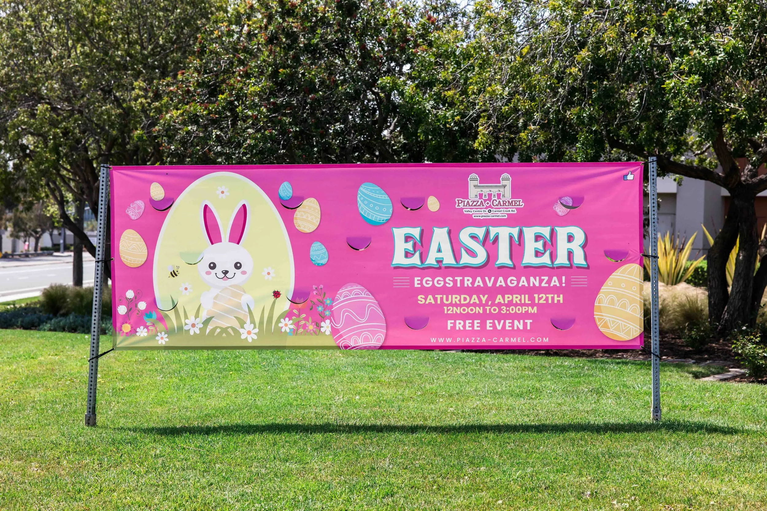 large street sign Piazza Carmel San Diego 