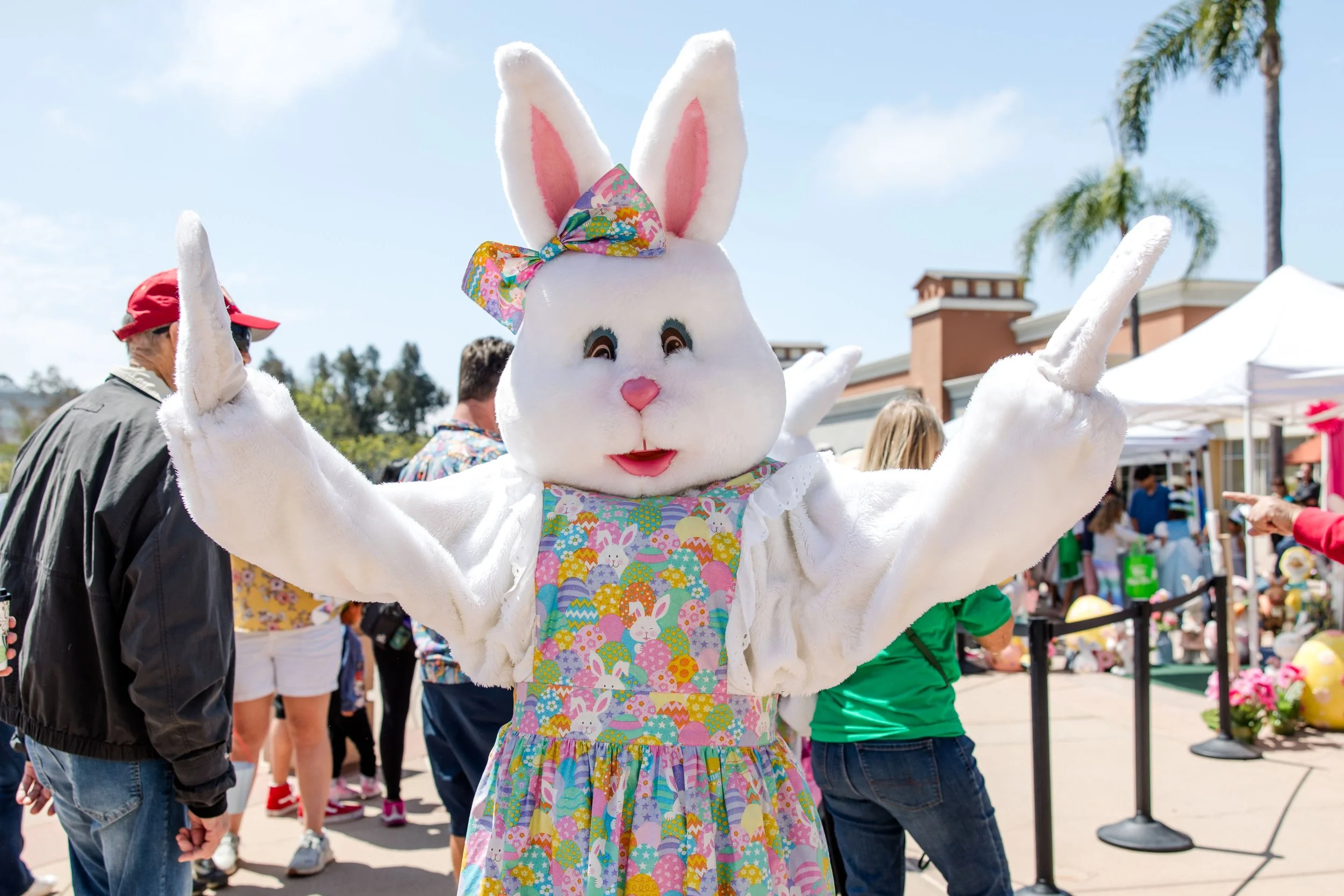 air hug by easter bunny