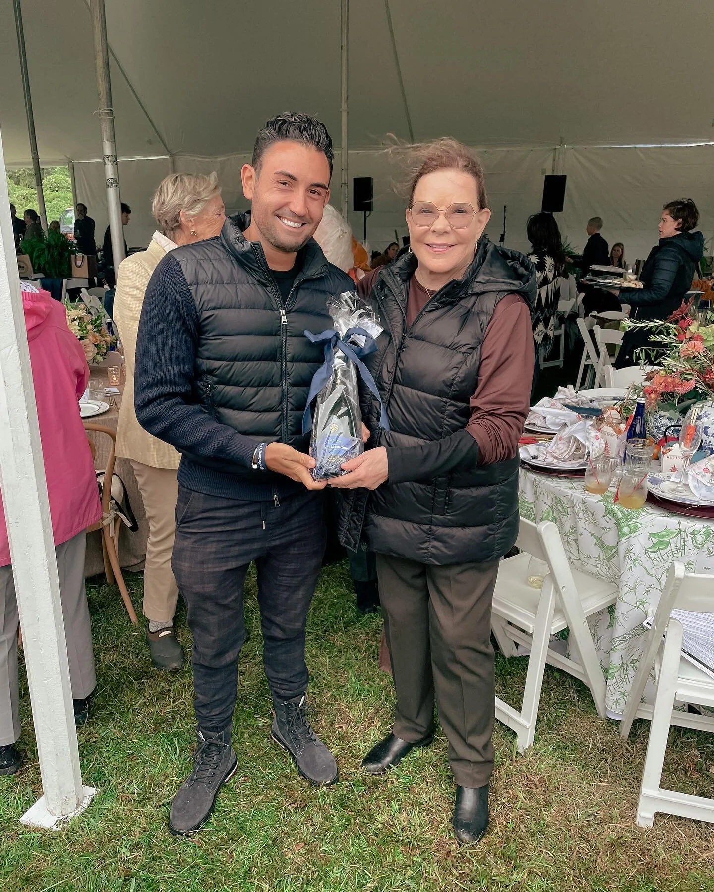 A great Polo event this past weekend at Caumsett park honoring our Daniel Gale Sotheby&rsquo;s President Pat Petersen. 
Even greater finding the &ldquo;Golden Cork&rdquo;
🍾🥂