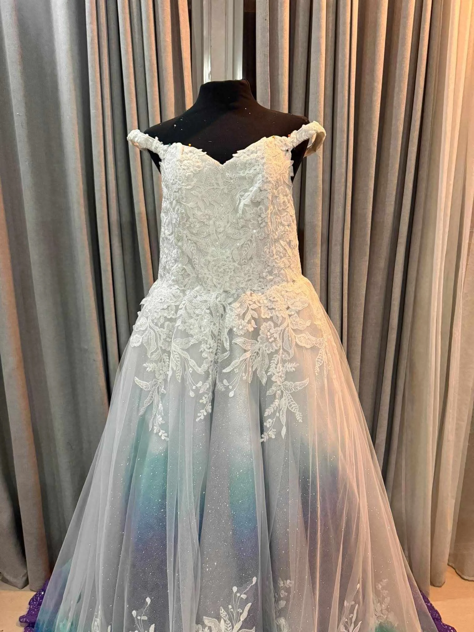 Ombre Wedding Dress (14).jpg
