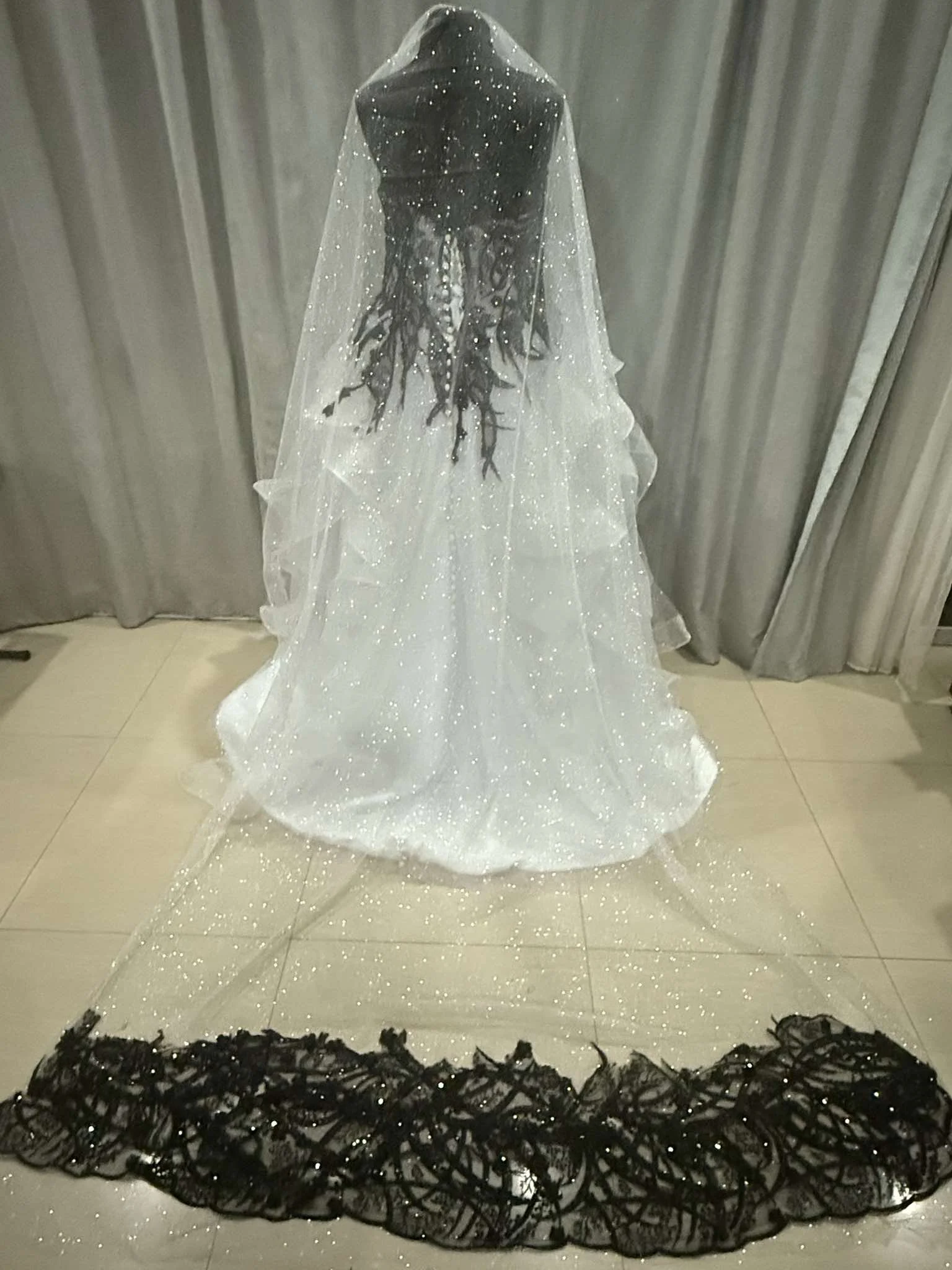 Black and White Wedding Dress (18).jpg