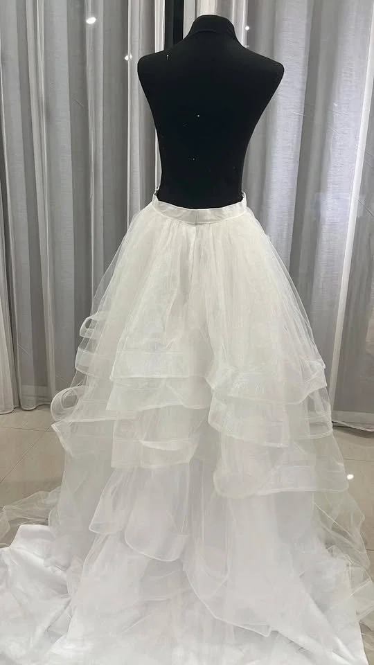 custom-wedding-overskirt-australia-detachable-tiered-ruffle-tulle-train-matching-veil (14).jpg