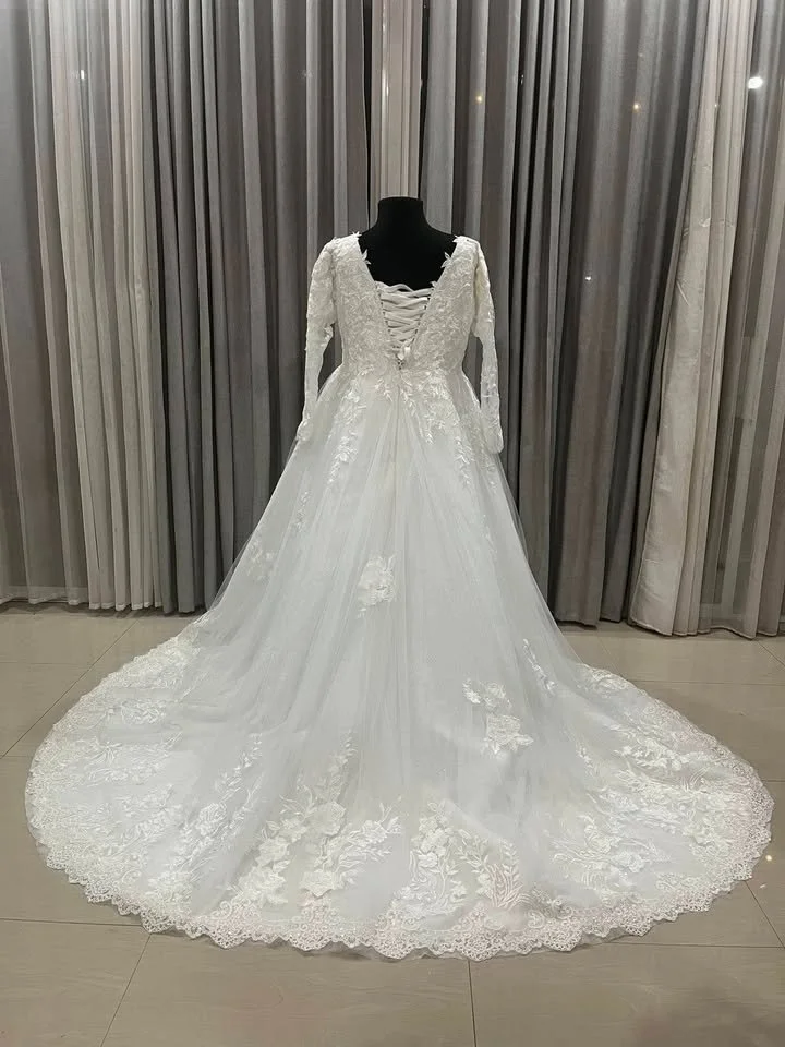 custom-wedding-dress-australia-floral-lace-long-sleeve-ballgown (23).jpg
