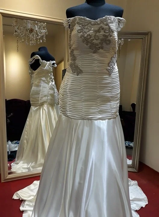 Order 154 Hand Crystal &nbsp;Beaded Mermaid Wedding Dress