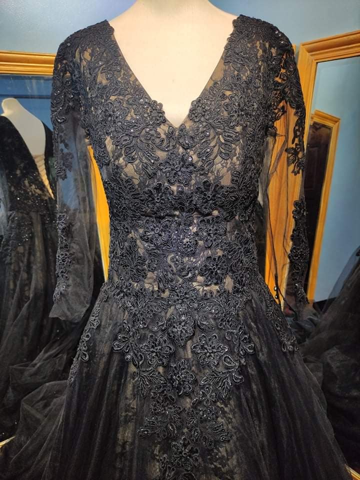 Order 312 Black and Champagne Wedding Dress With Pockets and Beaded Laces and Matching Veil