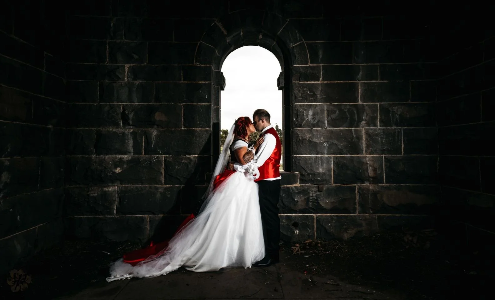 Order 333 Red and White Wedding Dress, Steampunk Gothic Wedding Dress With Hand Beaded Laces A BRIDE TO BE. DARE TO BE DIFFERENT Order 333 Red and White Wedding Dress, Steampunk Gothic Wedding Dress With Hand Beaded Laces A BRIDE TO BE. DARE TO BE DIFFERENT