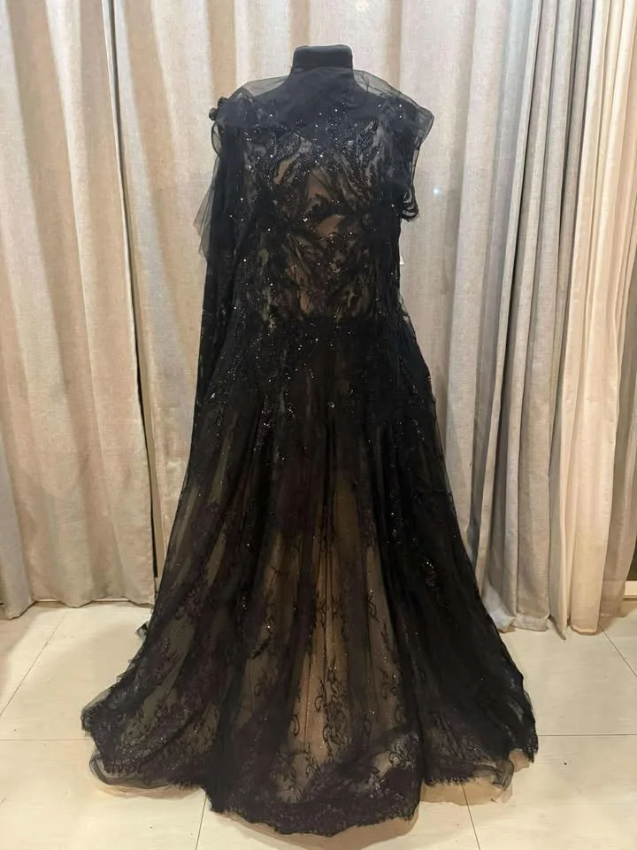 Black and Champagne Weding Dress (31).jpg