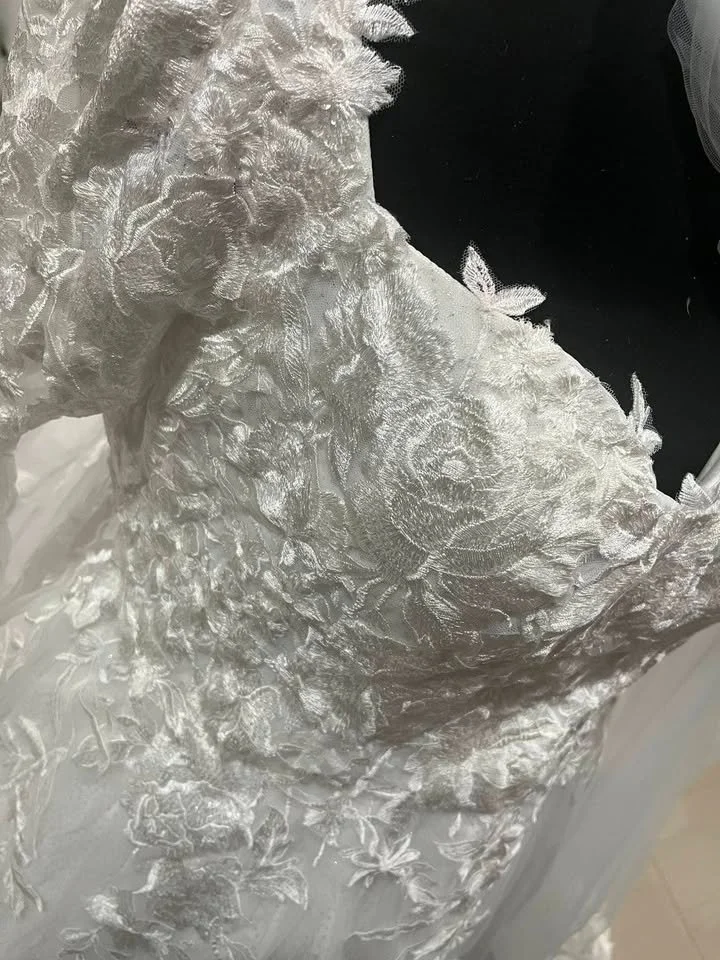 custom-wedding-dress-australia-floral-lace-long-sleeve-ballgown (26).jpg