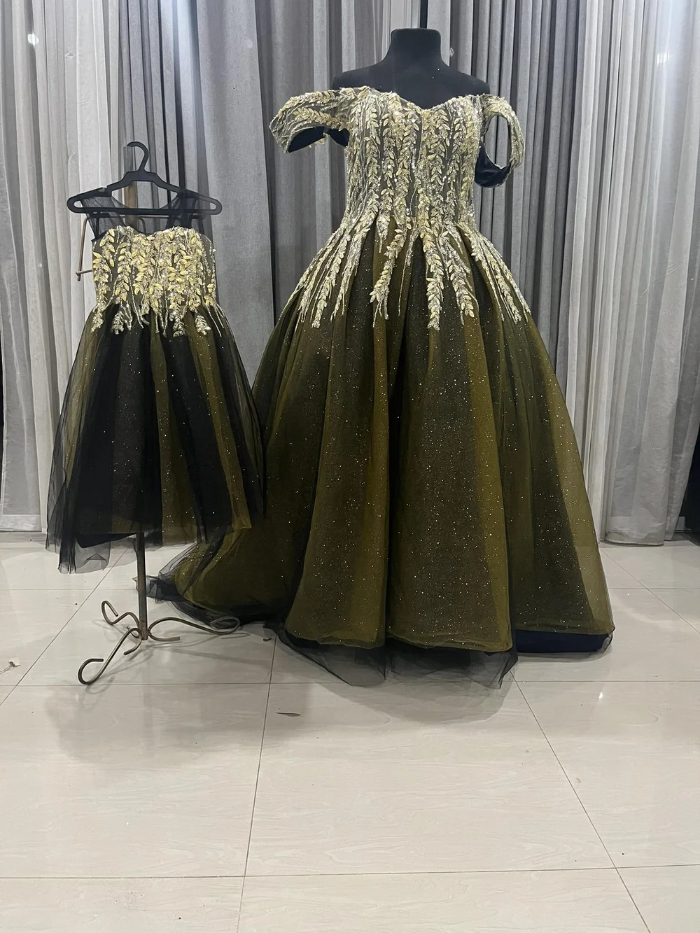 Order 433 Harry Potter Wedding Dress with Matching Veil and Flower Girl A BRIDE TO BE. DARE TO BE DIFFERENT Order 433 Harry Potter Wedding Dress with Matching Veil and Flower Girl A BRIDE TO BE. DARE TO BE DIFFERENT