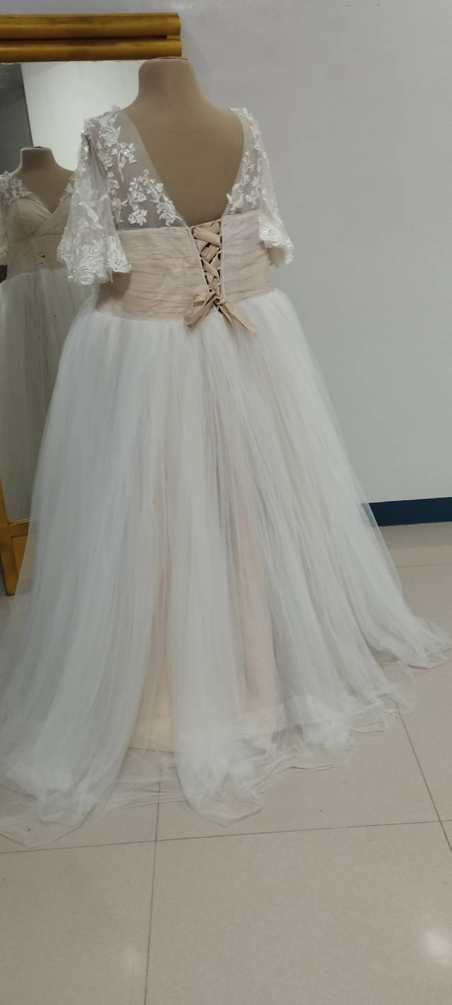custom-maternity-wedding-dress-australia-plus-size-ivory-tulle-lace-sleeve-a-line (2).jpg