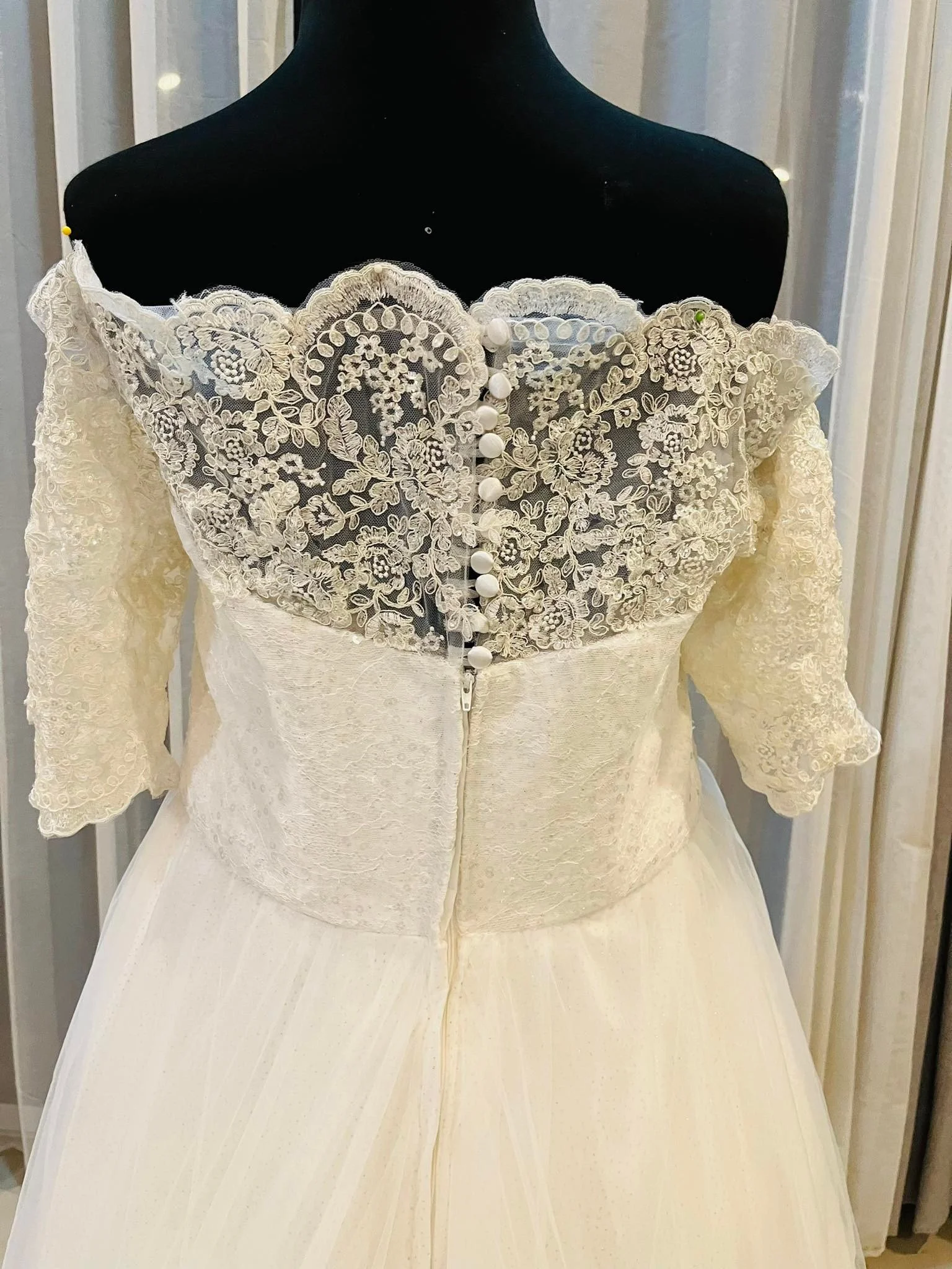 Lace Wedding Dress With Sleeves and Pockets (5).jpg