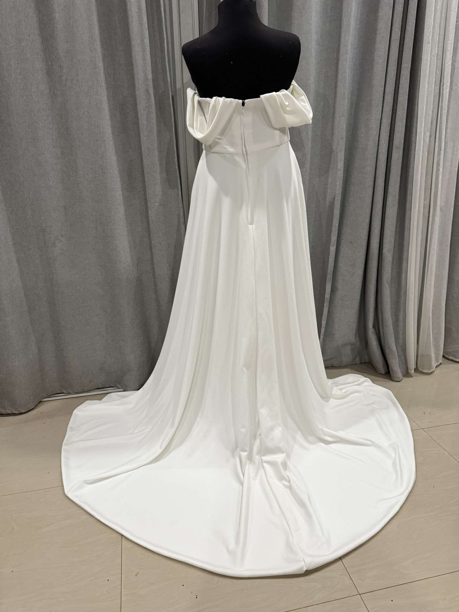 Crepe Wedding Dress With Split (6).jpg