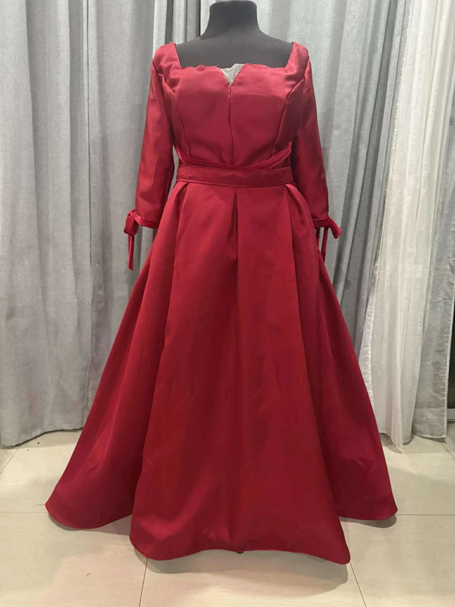 Custom Outlander Inspired Wedding Dress Australia  Two-in-One Satin Bridal Gown with Removable Ceremony Skirt (32).jpg