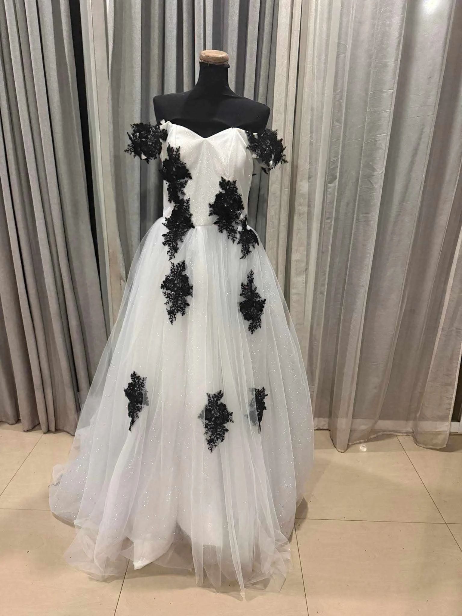 White and Black Wedding Dress (6).jpg