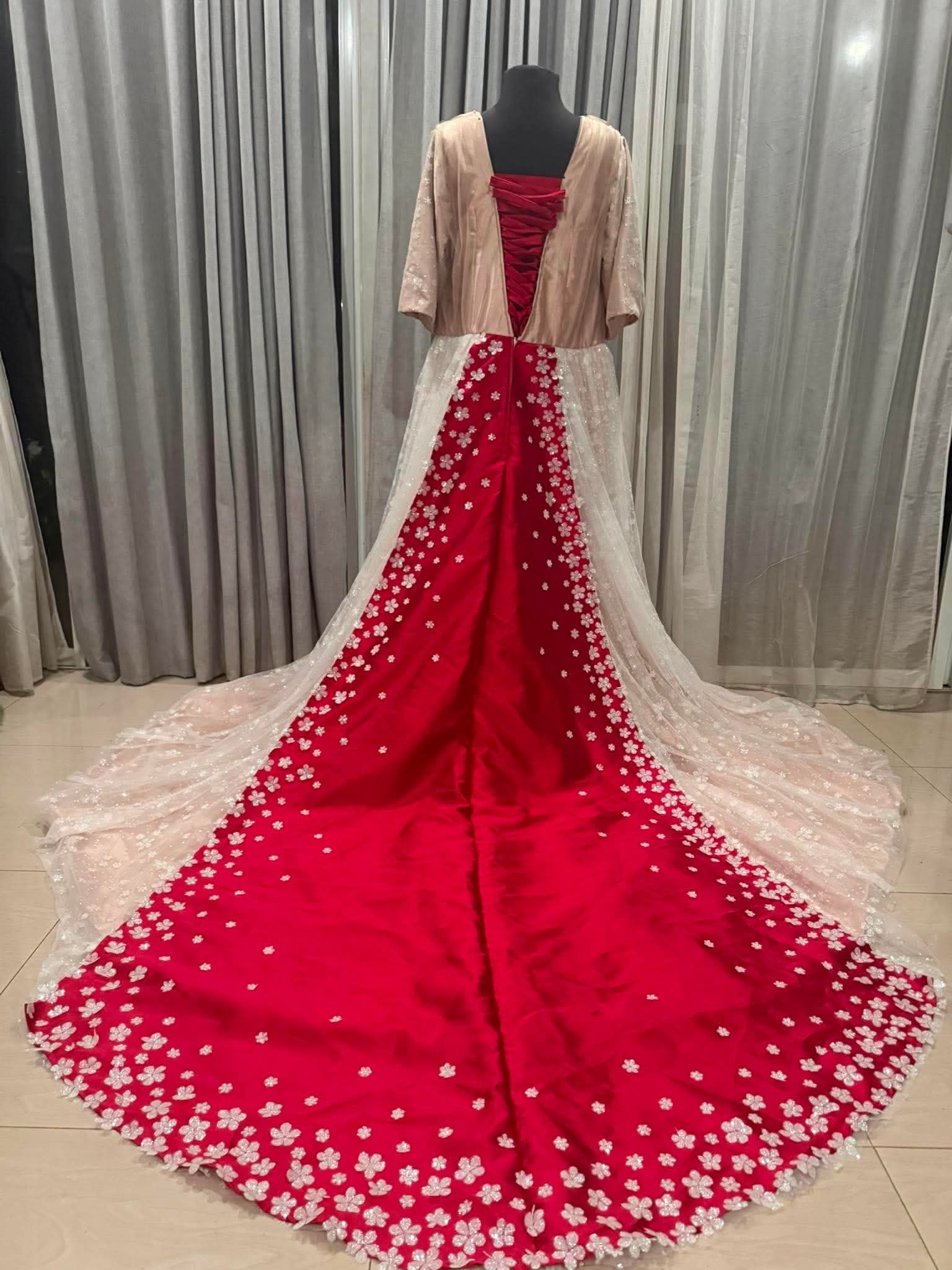 Cherry Blossom Wedding Dress (8).jpg