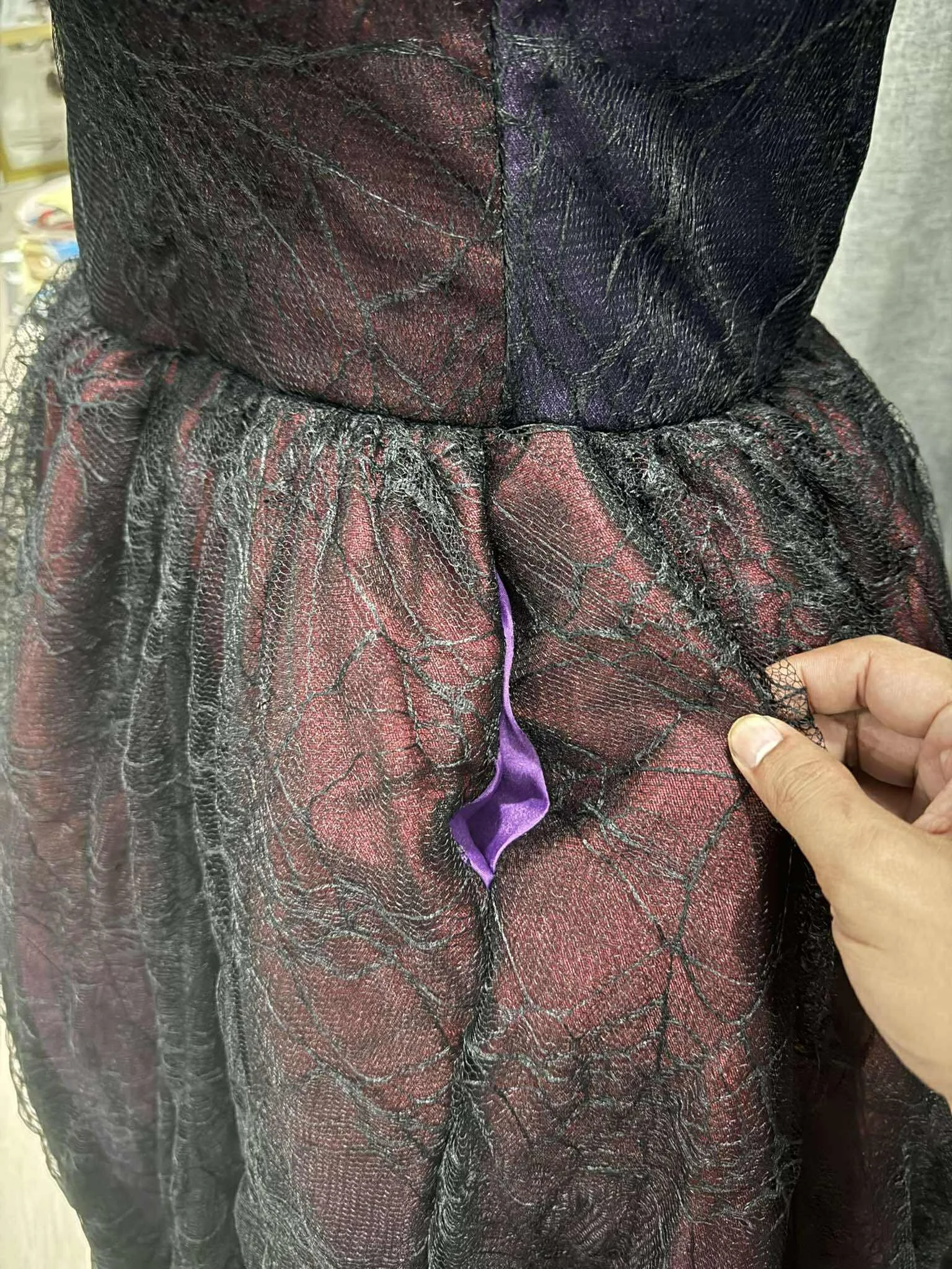 Ombre Gothic Spider Wedding Dress (6).jpg