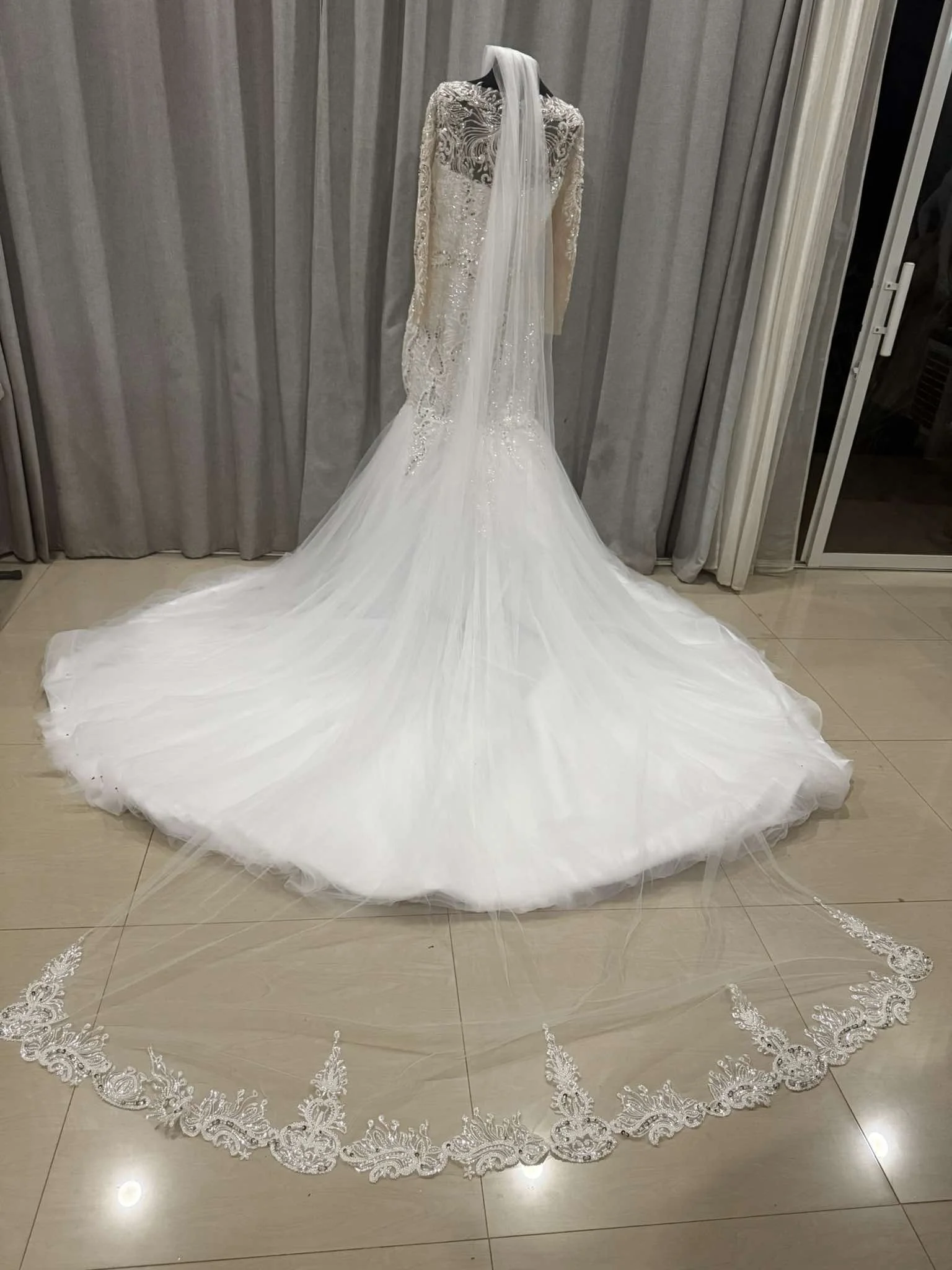 Mermaid Wedding Dress (12).jpg