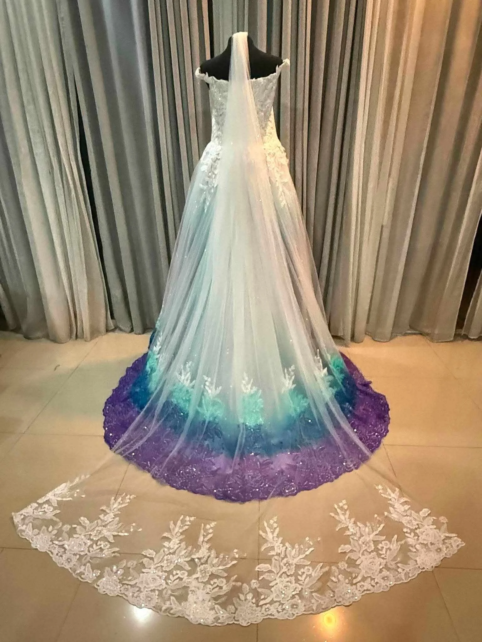 Ombre Wedding Dress (12).jpg