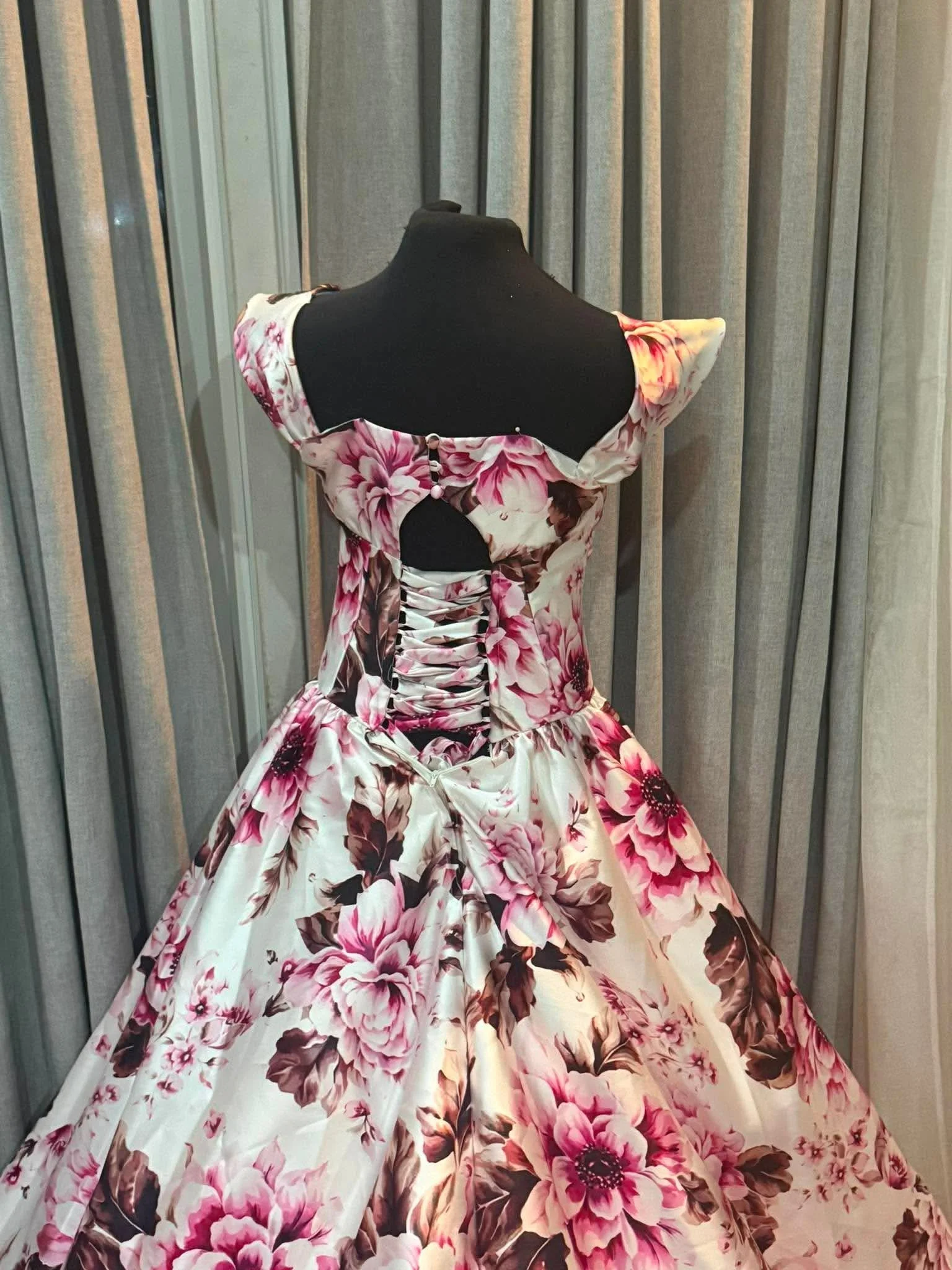 Floral Wedding Dress (7).jpg