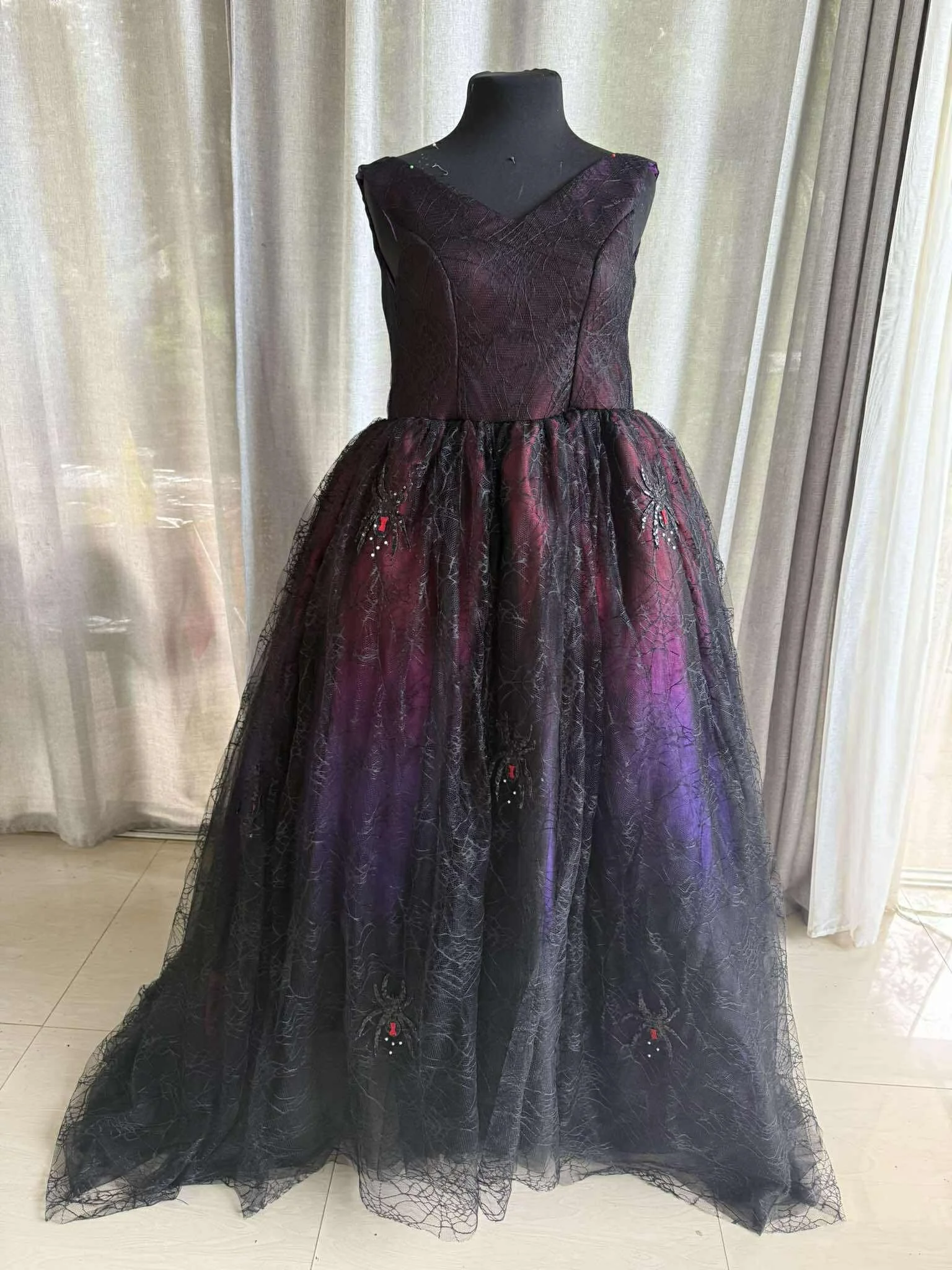 Ombre Gothic Spider Wedding Dress (18).jpg