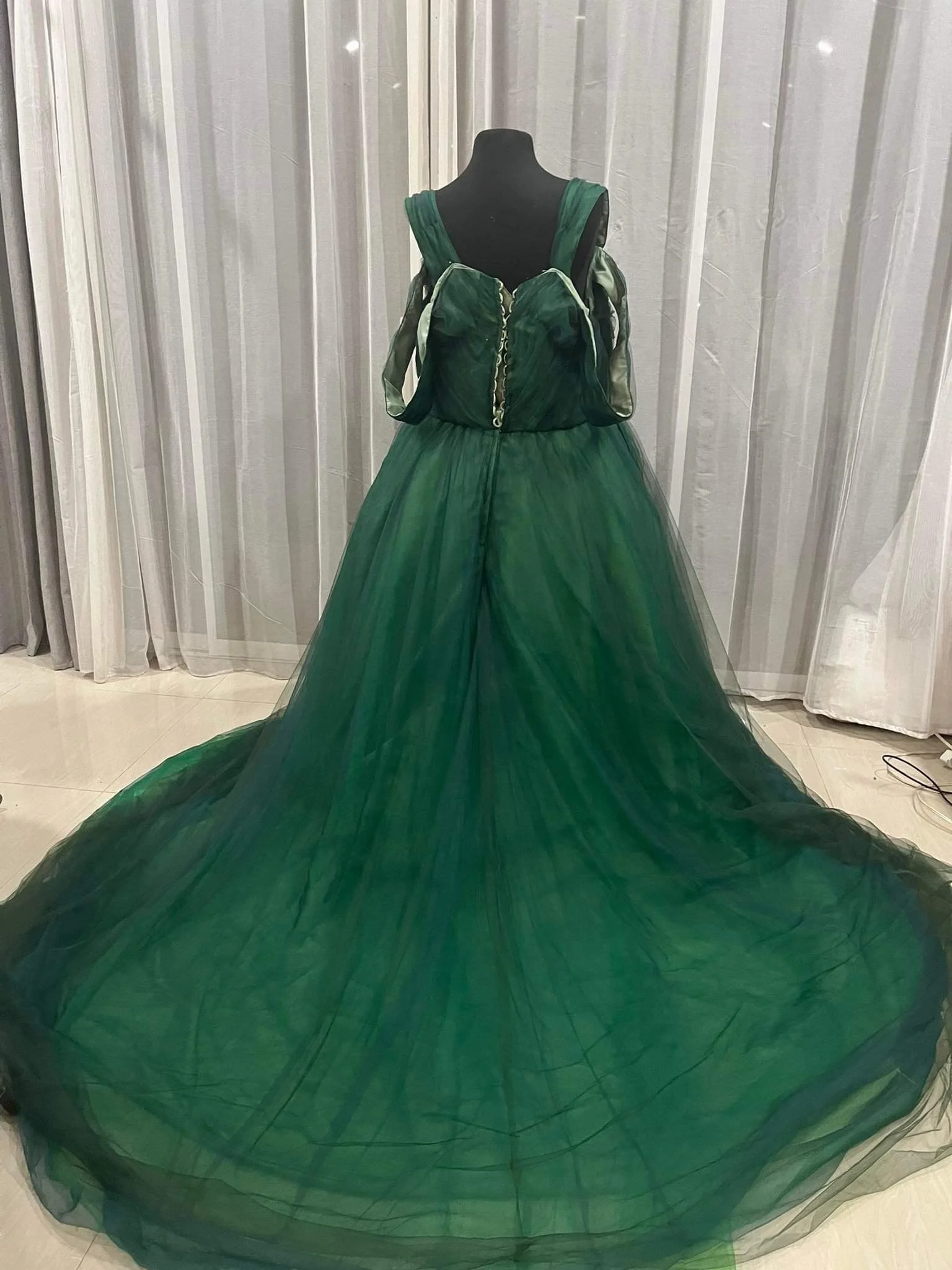 Green Wedding Dress (2).jpg