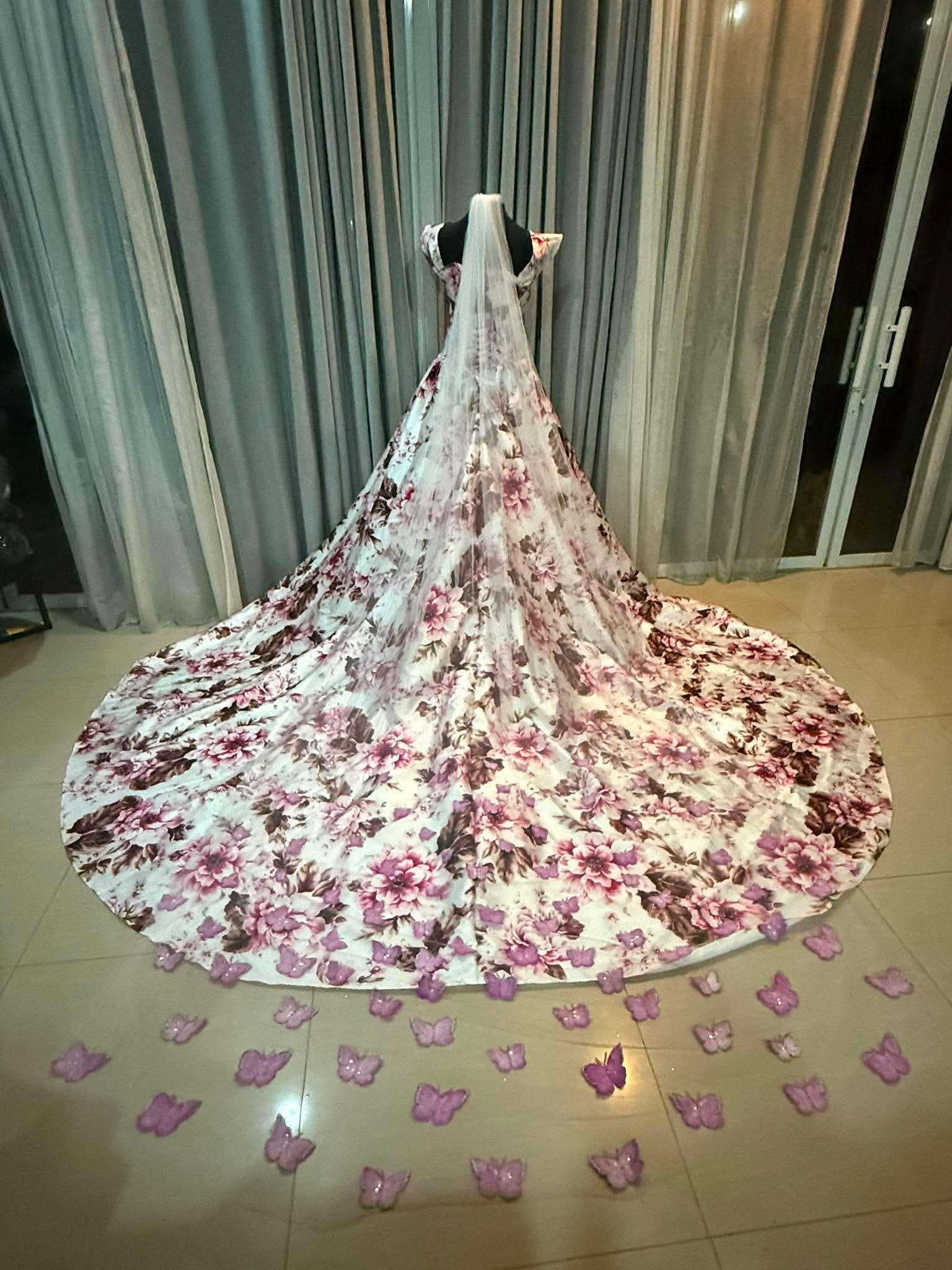 Floral Wedding Dress (3).jpg