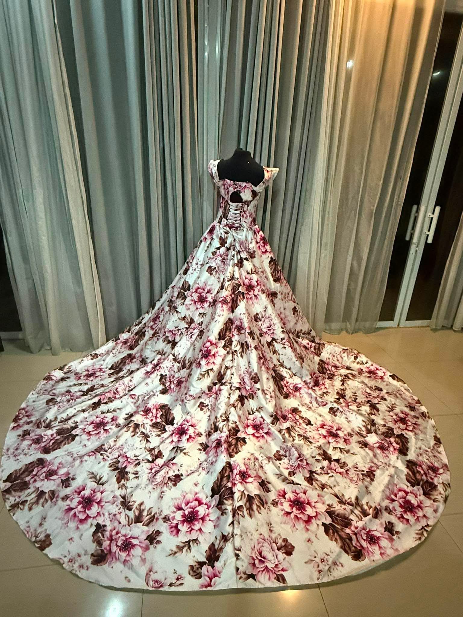 Floral Wedding Dress (11).jpg
