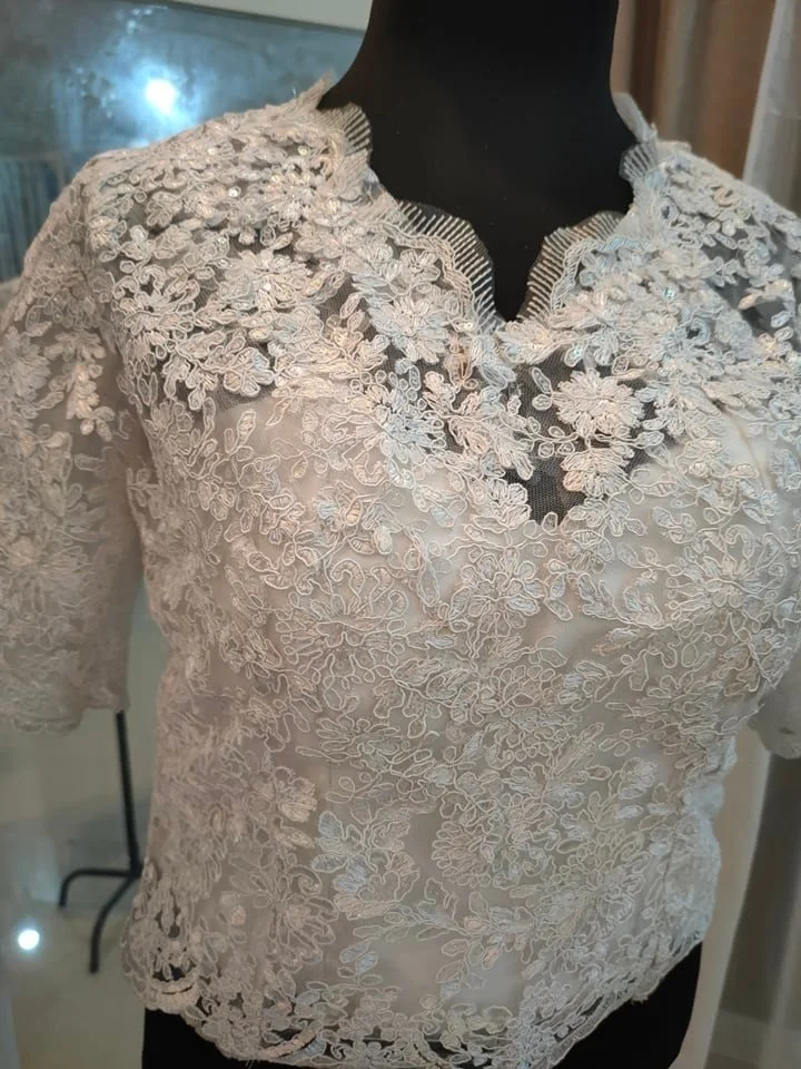 Wedding Lace Bolero (21).jpg