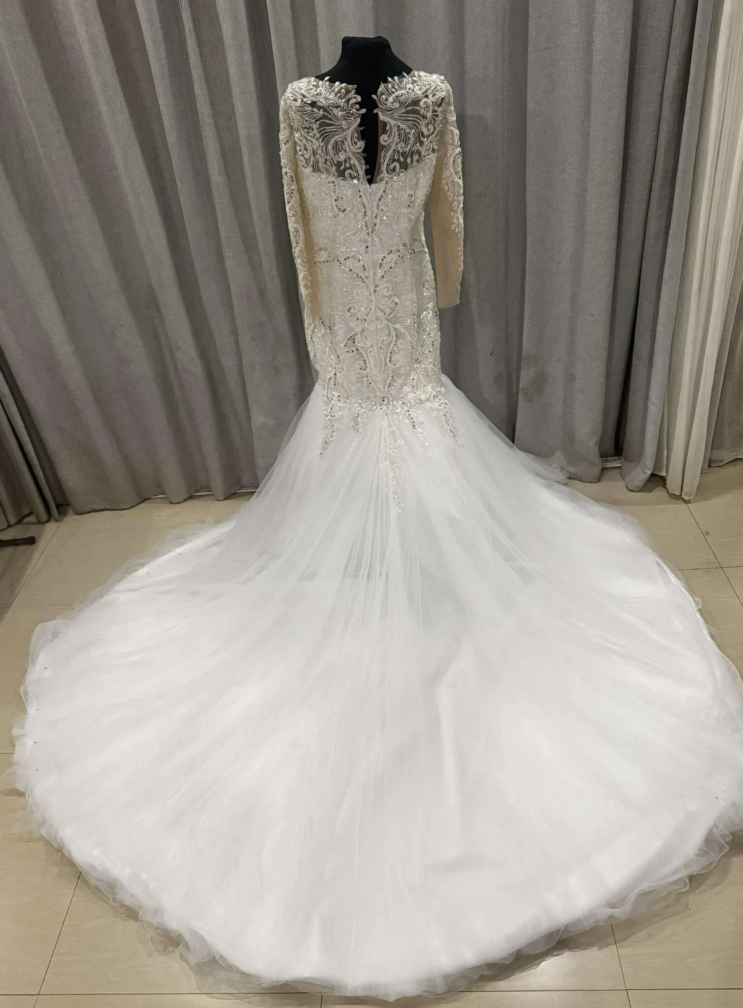 Mermaid Wedding Dress (10).jpg