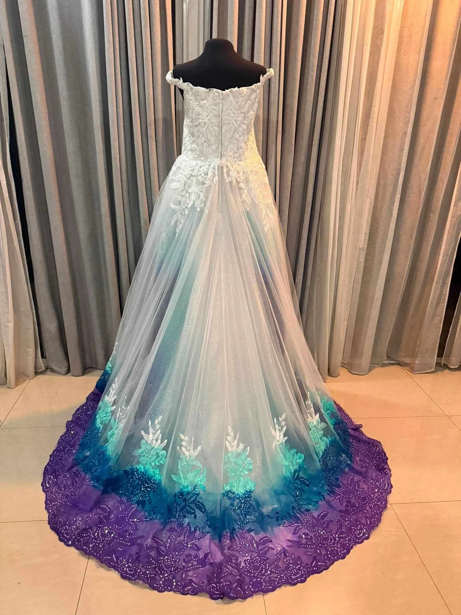 Ombre Wedding Dress (7).jpg