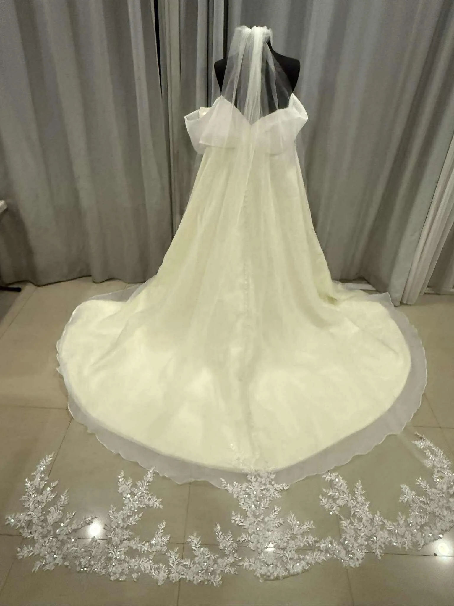 Organza Wedding Dress (8).jpg