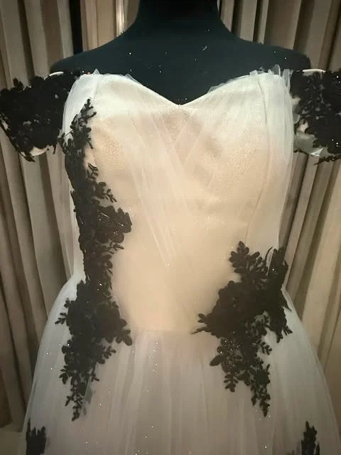 White and Black Wedding Dress (3).jpg