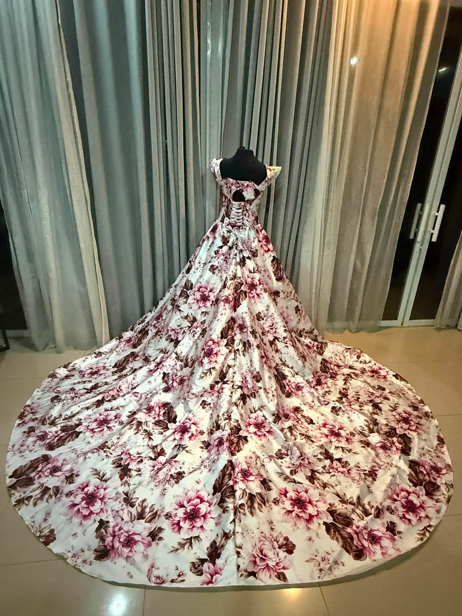Floral Wedding Dress (6).jpg