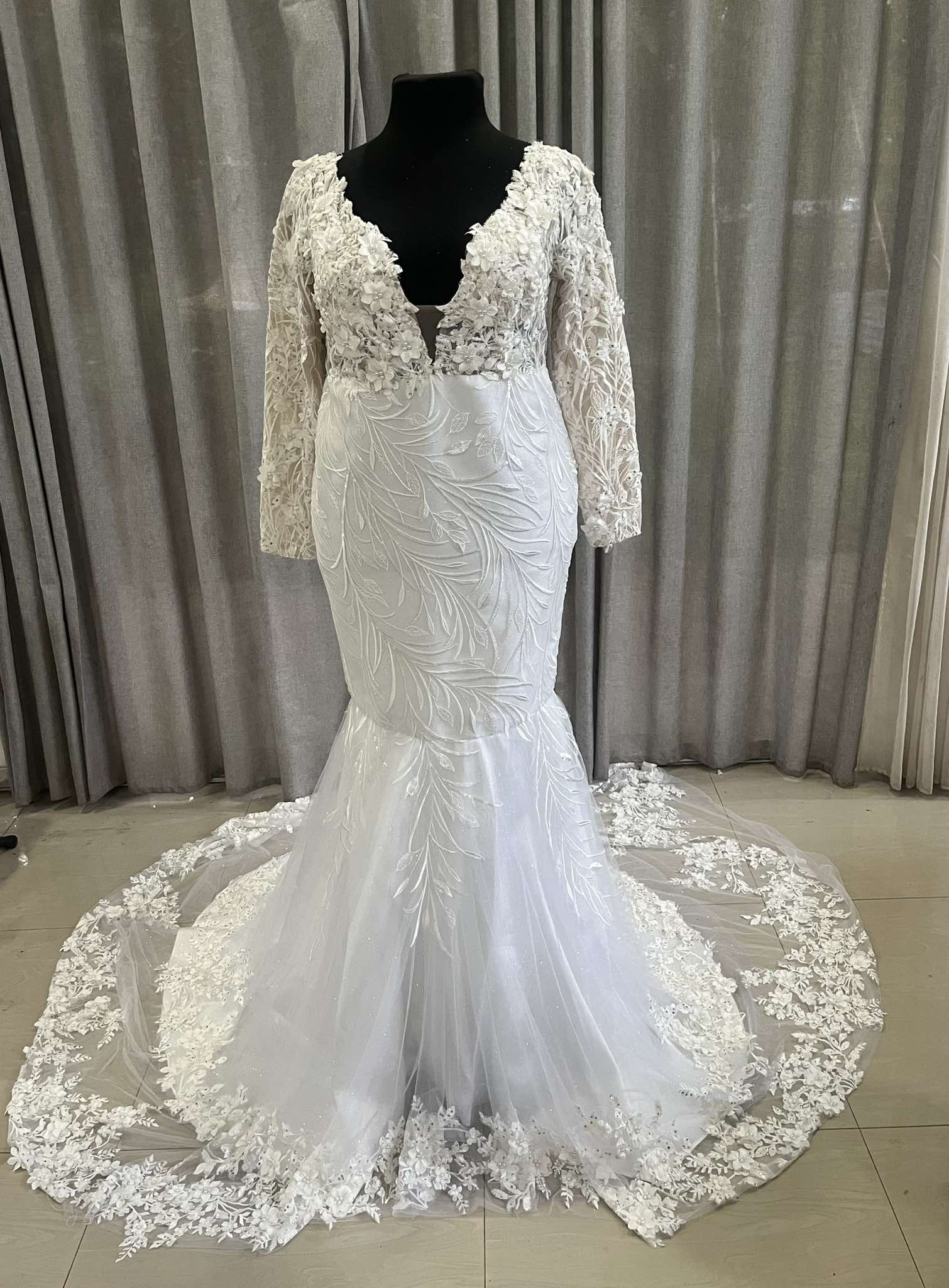 Wedding Dress With Removable Ceremony Skirt (25).jpg