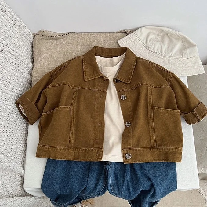 brown denim jacke flatlay.jpg