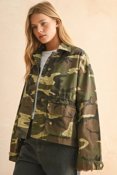 camouflage jacket 2.jpg