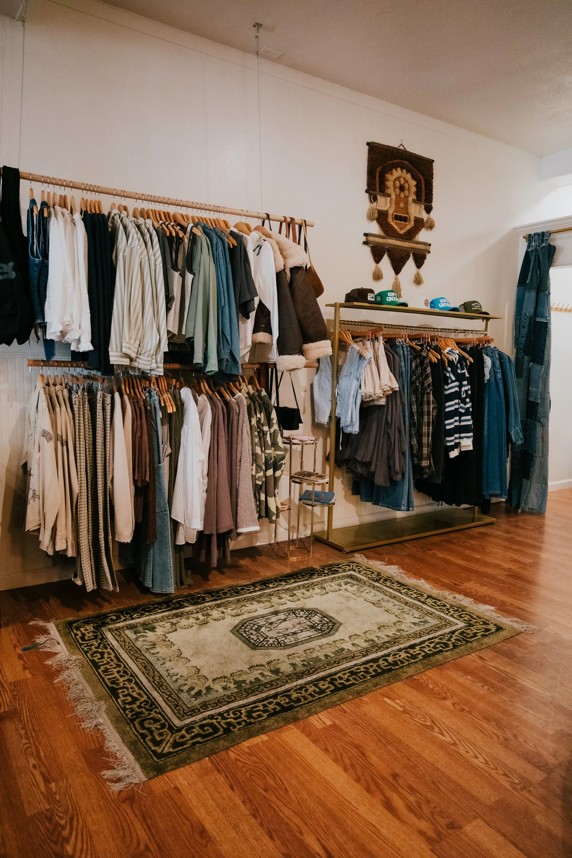 TGS Vintage Furniture Shipes-48.jpg