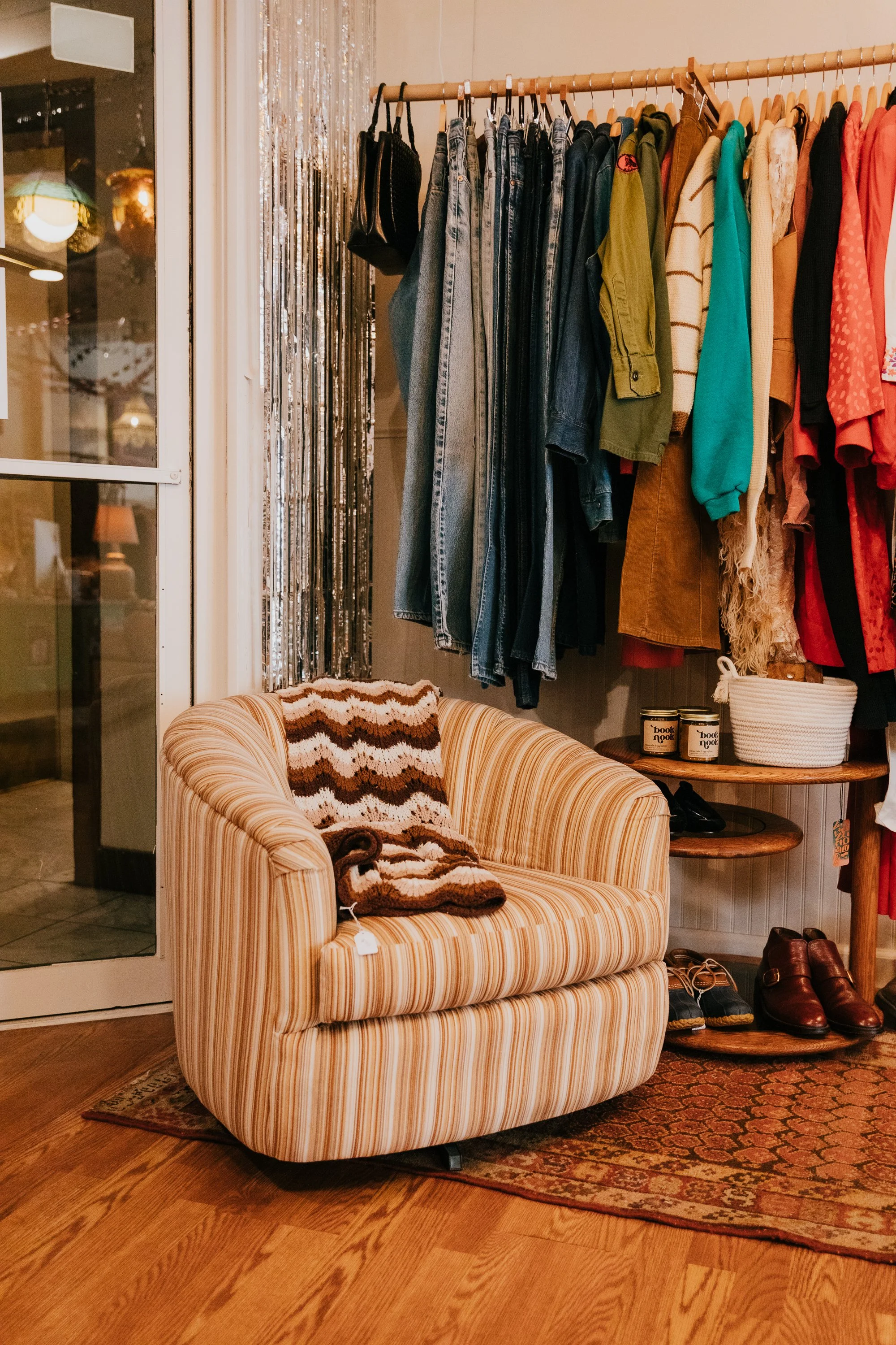 TGS Vintage Furniture Shipes-18.jpg