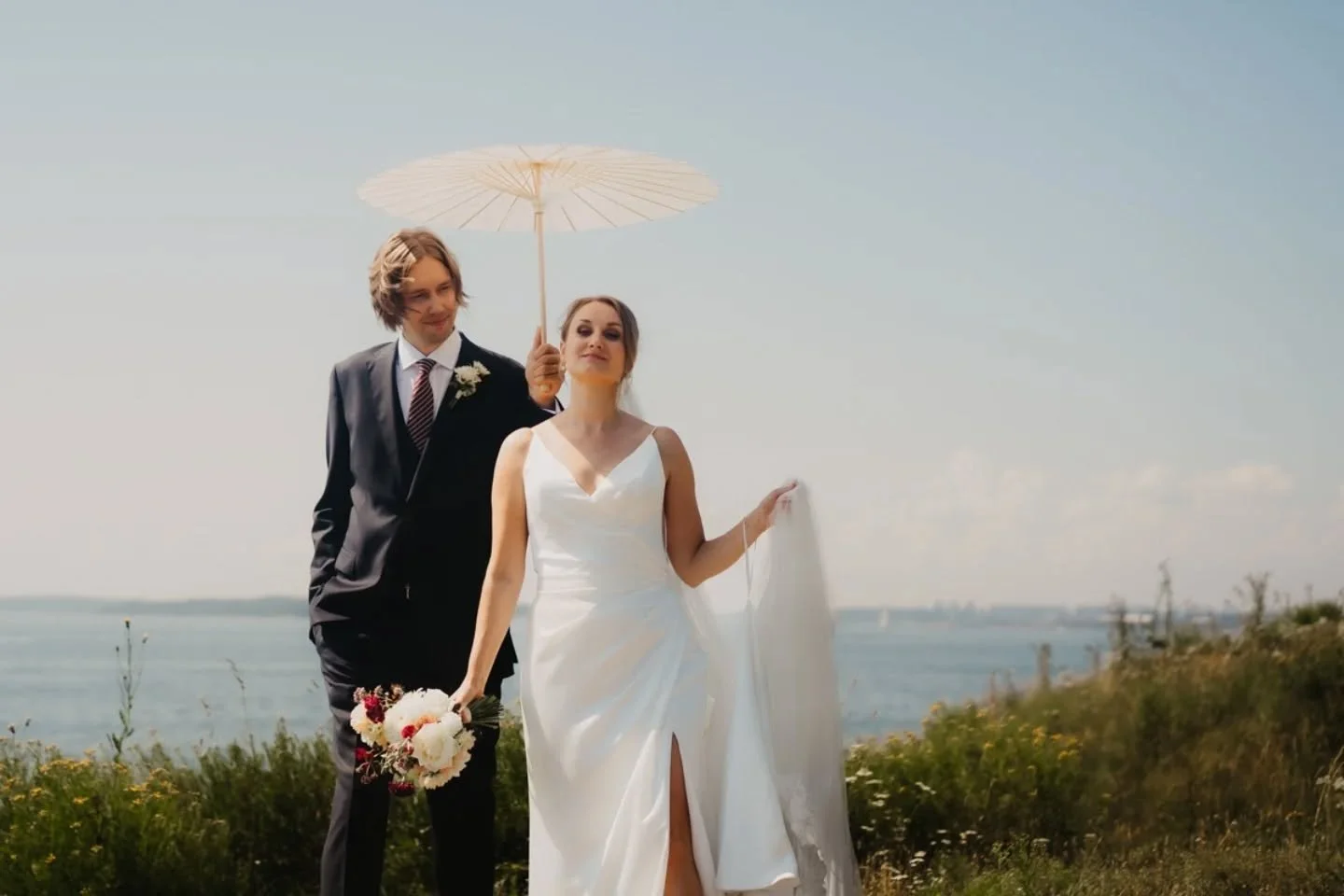 Antonian &amp; Anssi ja aina ihana Suomenlinna

#h&auml;&auml;kuvat  #h&auml;&auml;kuvaajat #h&auml;&auml;kuvaus #h&auml;&auml;kuvatmeri  #h&auml;&auml;kuvaushelsinki #h&auml;&auml;potretti #h&auml;&auml;potretit #weddingphotoinspiration #elopementfi