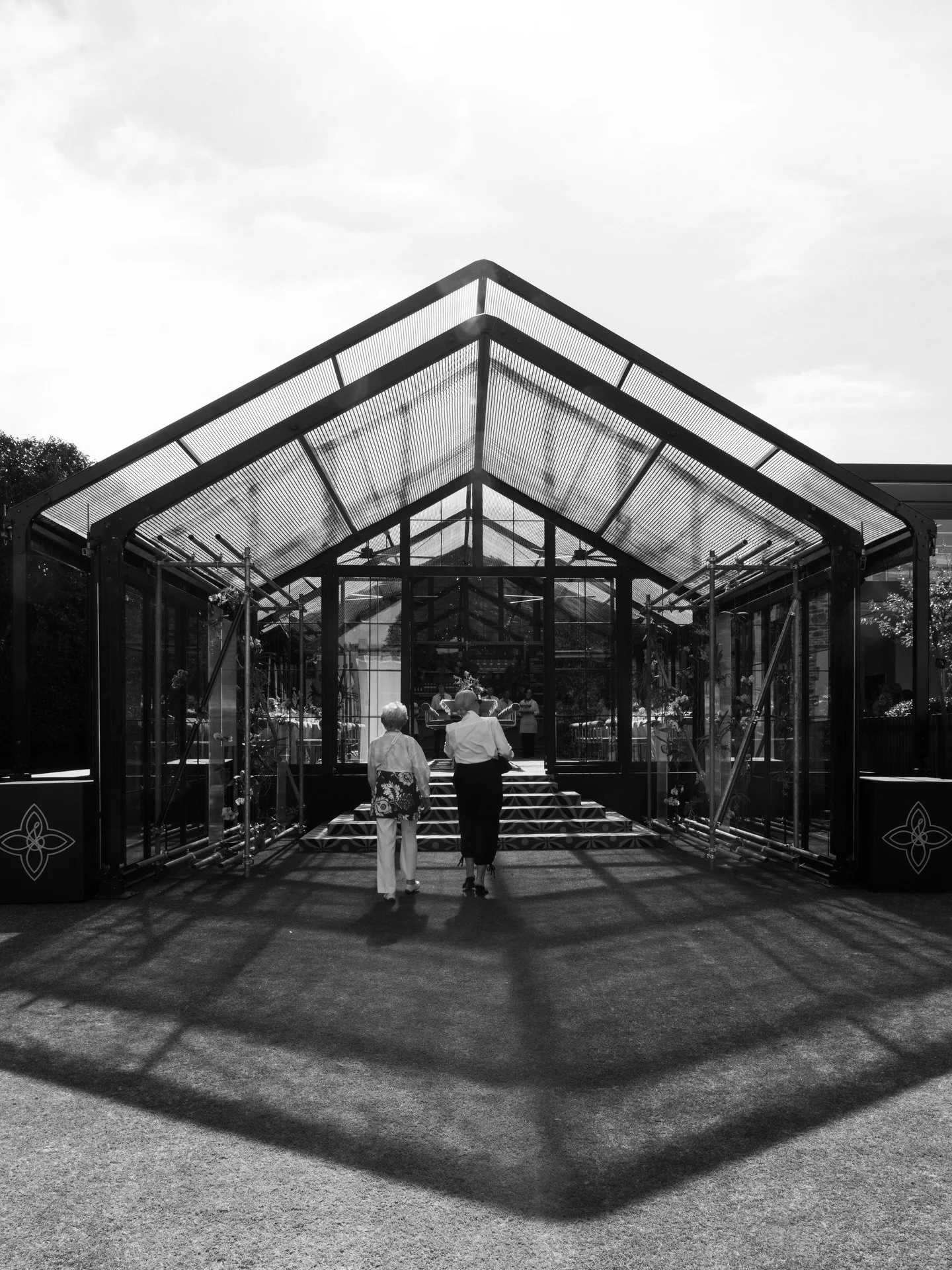 Jane&rsquo;s Secret Sixties ~ the day started off with &lsquo;Ladies Who Lunch&rsquo; an intimate sit down afternoon for @jane_m_mcmahon&rsquo;s dearest friends in an epic structure by @whitemarquee. This seamlessly transitioned into the &lsquo;Secre