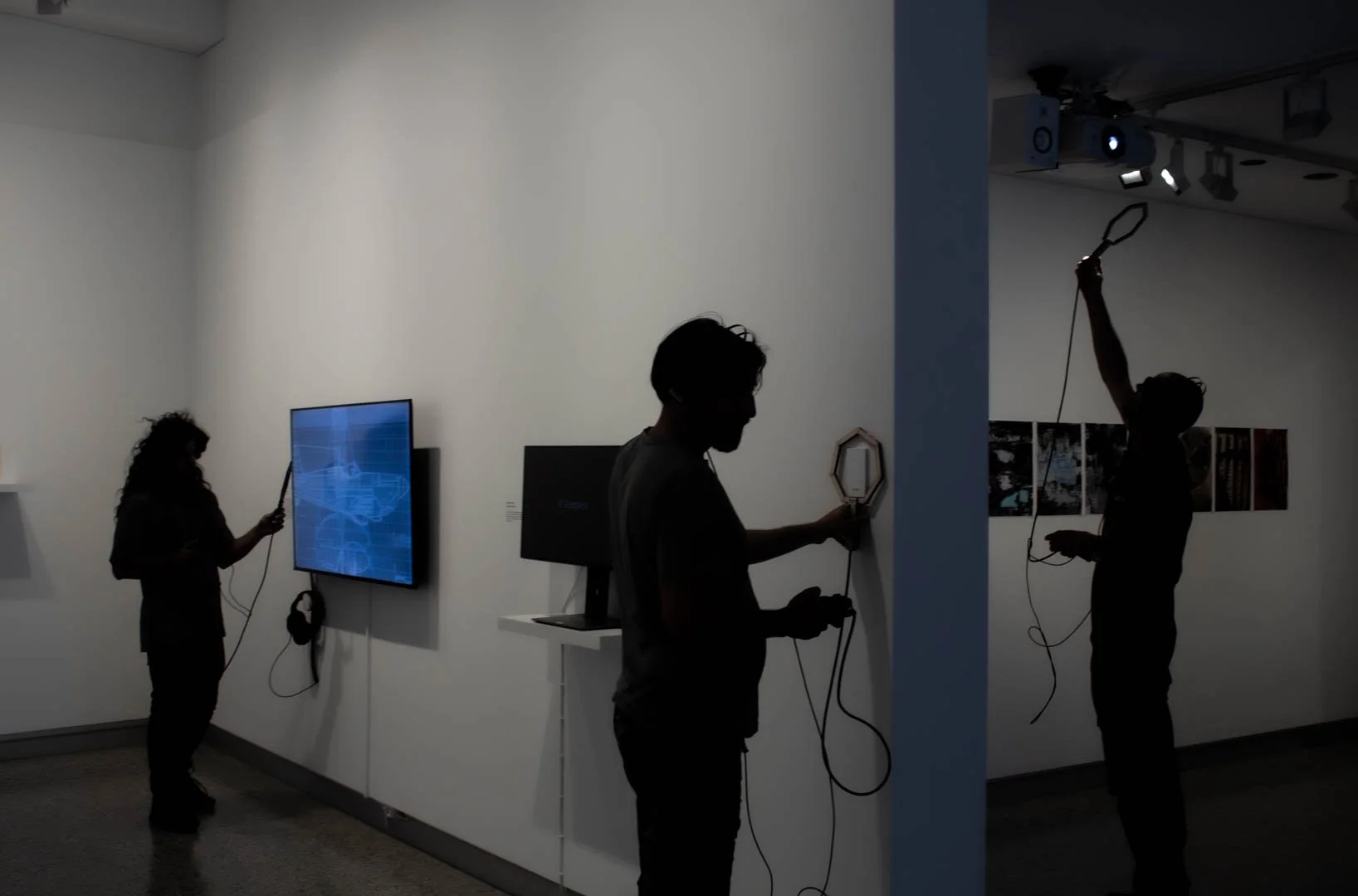Exploring Electromagnetic Fields with Vijay Thillaimuthu