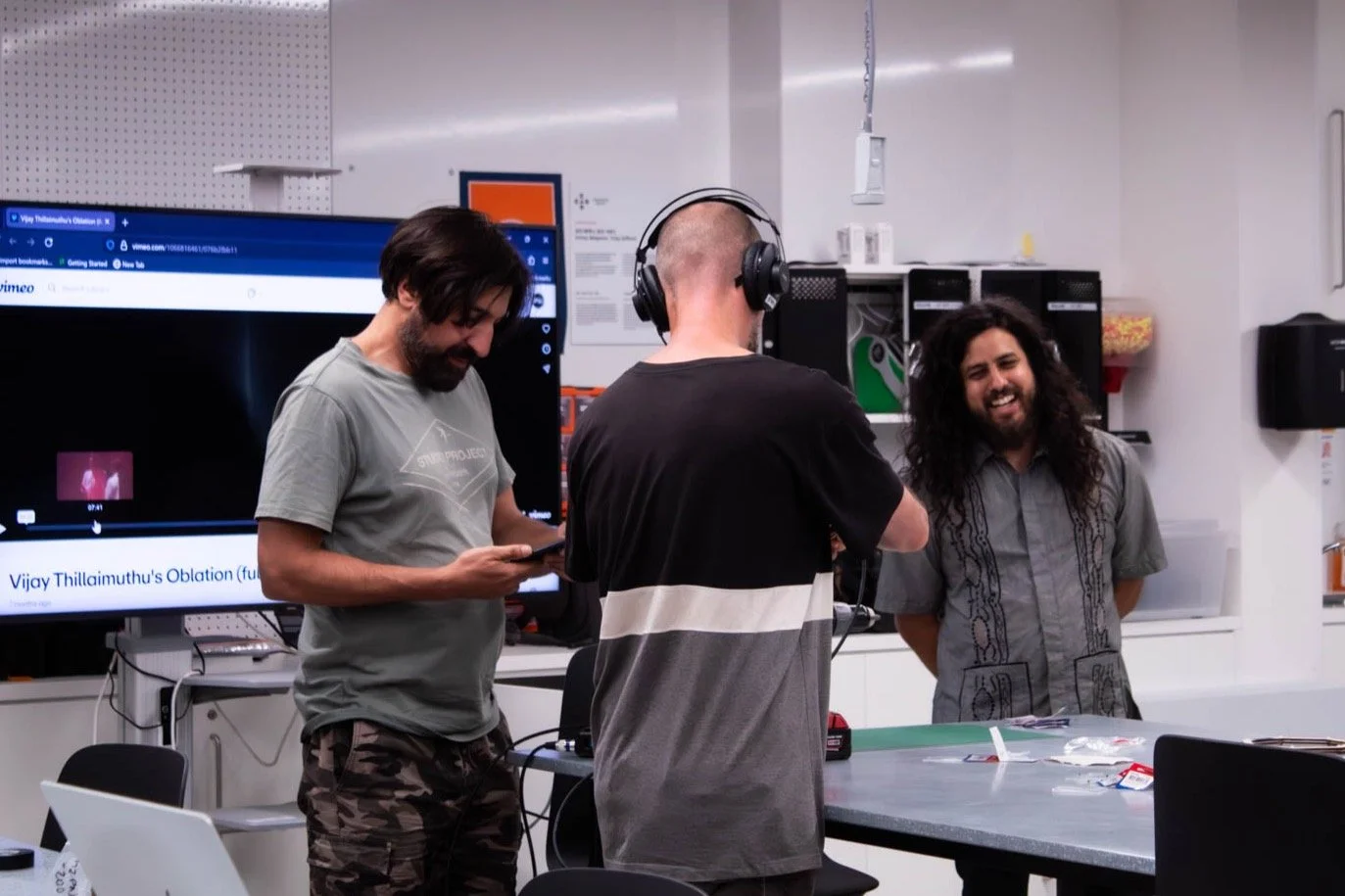 Our Electromagnetic Fields Forever workshop last week with Urban Ecologies Artist-in-Residence Vijay Thillaimuthu invited participants into the hidden world of electromagnetic sound. From building custom electromagnetic microphones in UniSC&rsquo;s M