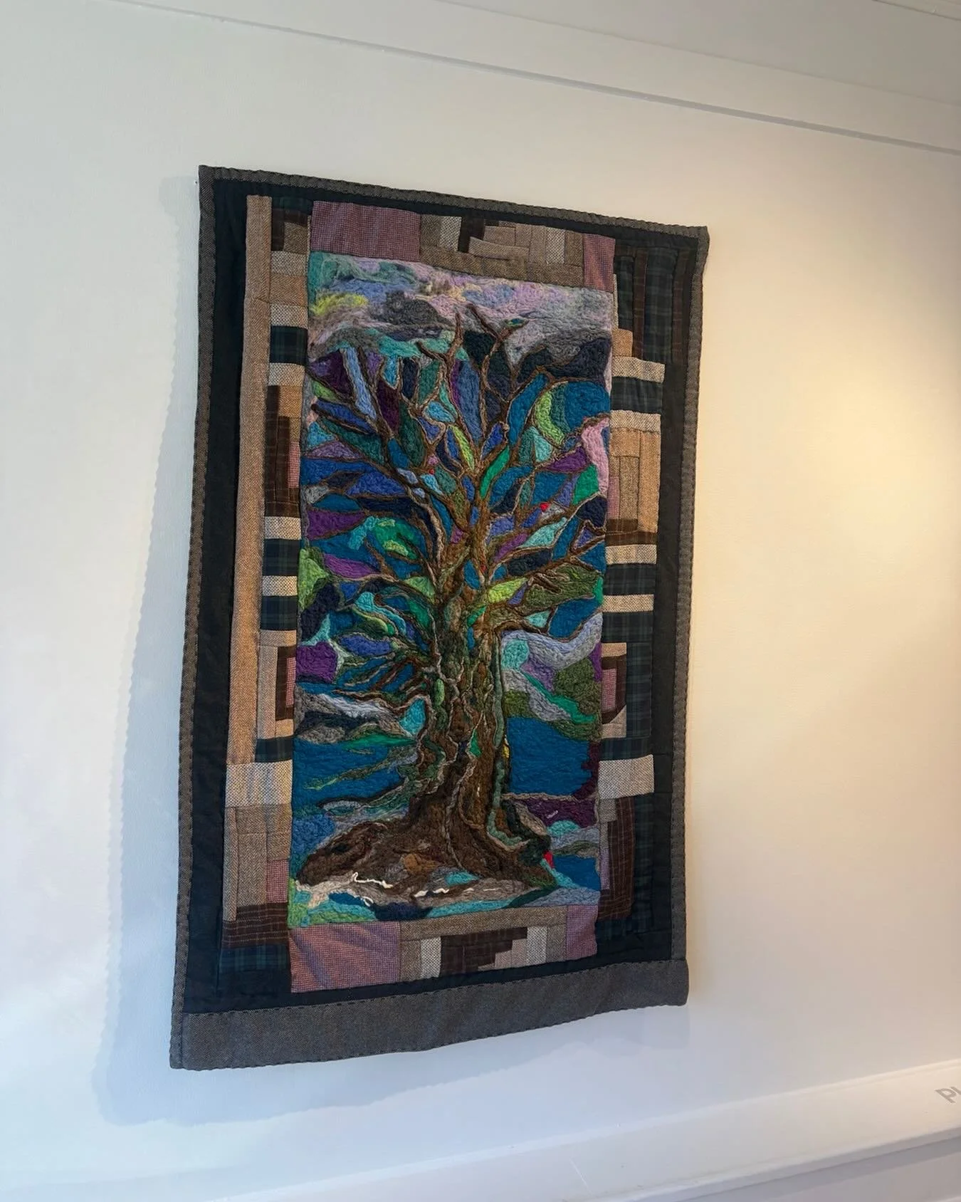 MY TREE Sings Blue

@farnsworthmuseum Share the Wonder
Opens  First Friday 12/5/2025