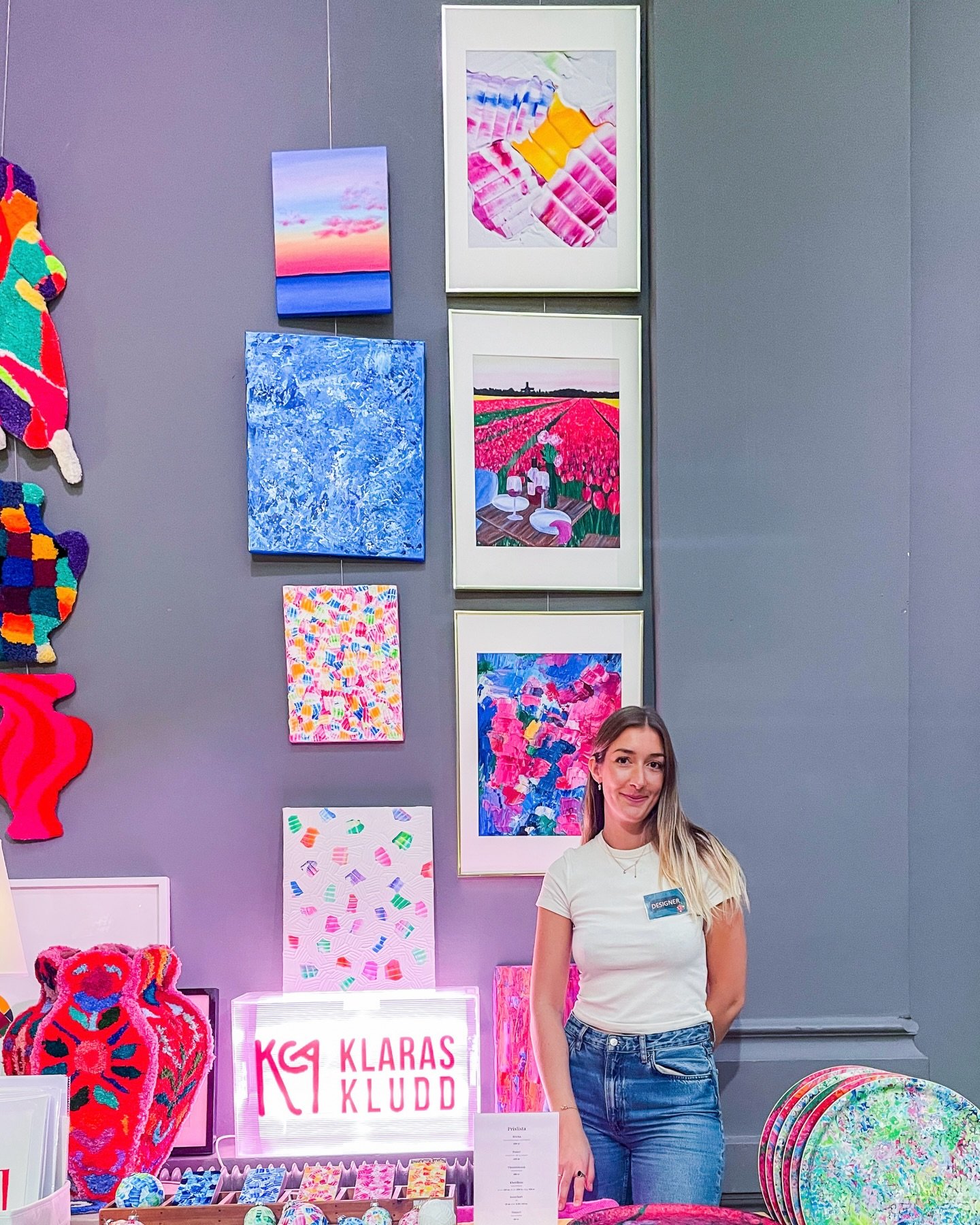 Vilken underbar helg💞 Att f&aring; st&aring; p&aring; marknad tre dagar i rad kr&auml;vde absolut n&aring;gra kaffekoppar men oj vad kul det &auml;r!!! 

Det var s&aring; mycket folk  och s&aring; mycket fint fr&aring;n alla otroliga kreat&ouml;rer.