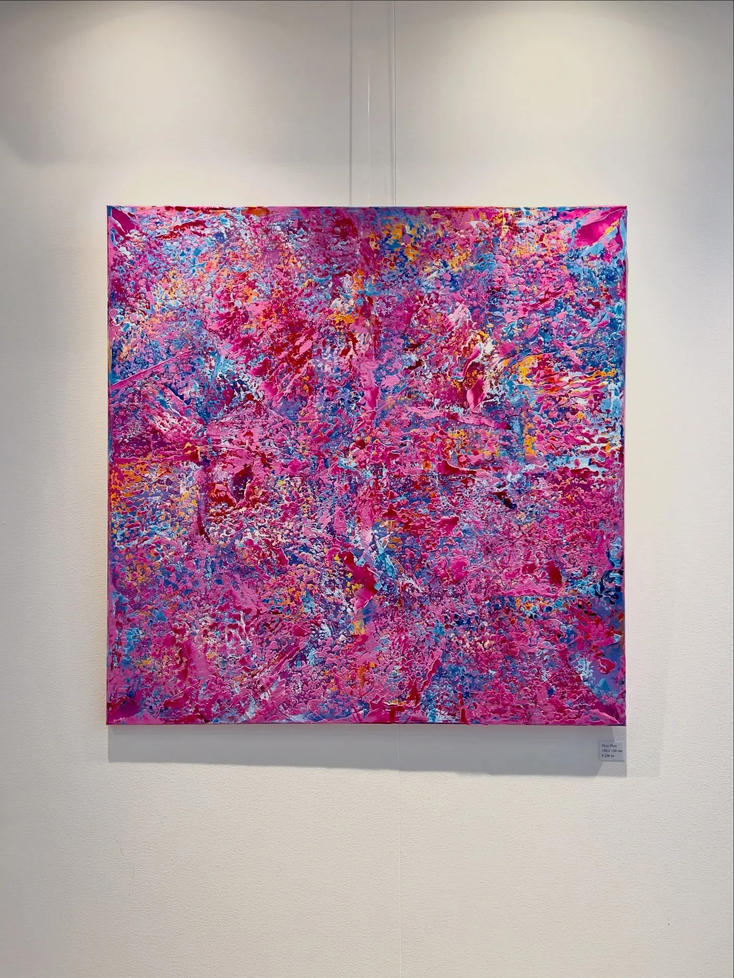 LET COLOR IN 💕🧡

Nu &auml;r min utst&auml;llning &auml;ntligen ig&aring;ng (!!) @gothiatowers ✨ Ett galleri jag velat st&auml;lla ut p&aring; l&auml;nge och nu &auml;r det verklighet.

📍 The Gallery, Gothia Towers
📅 1 april &ndash; 4 maj
🕐 &Ouml