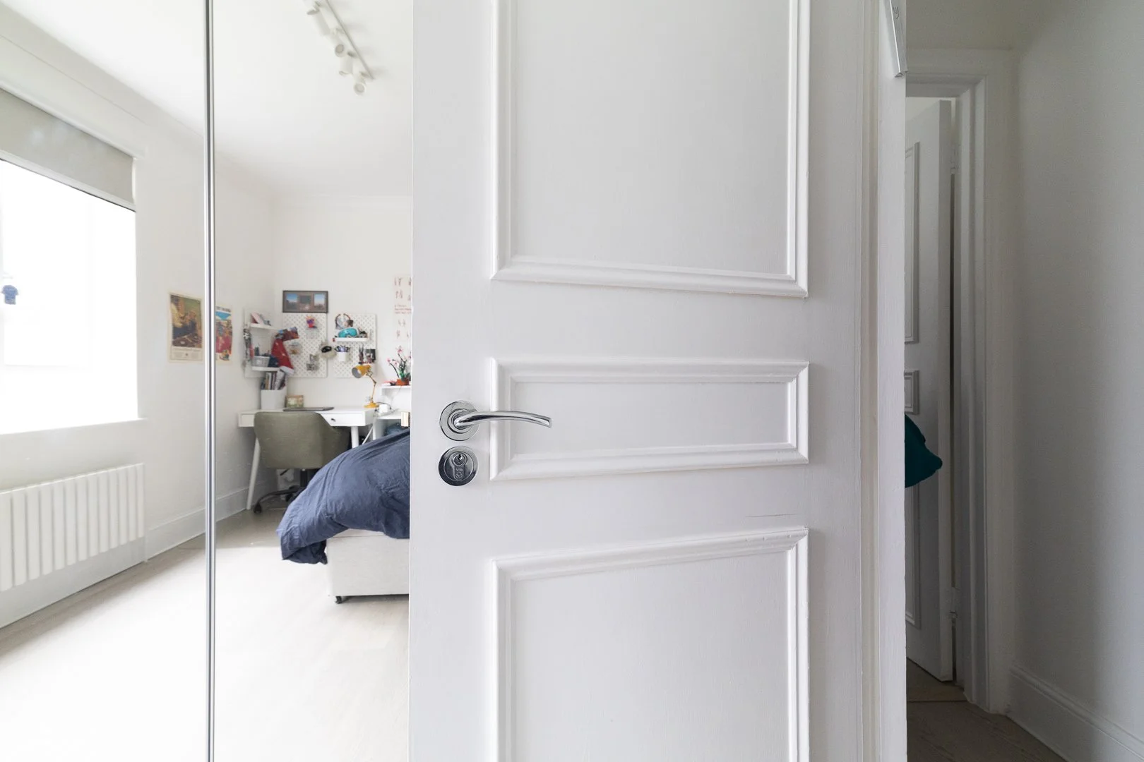 bed1111.jpg